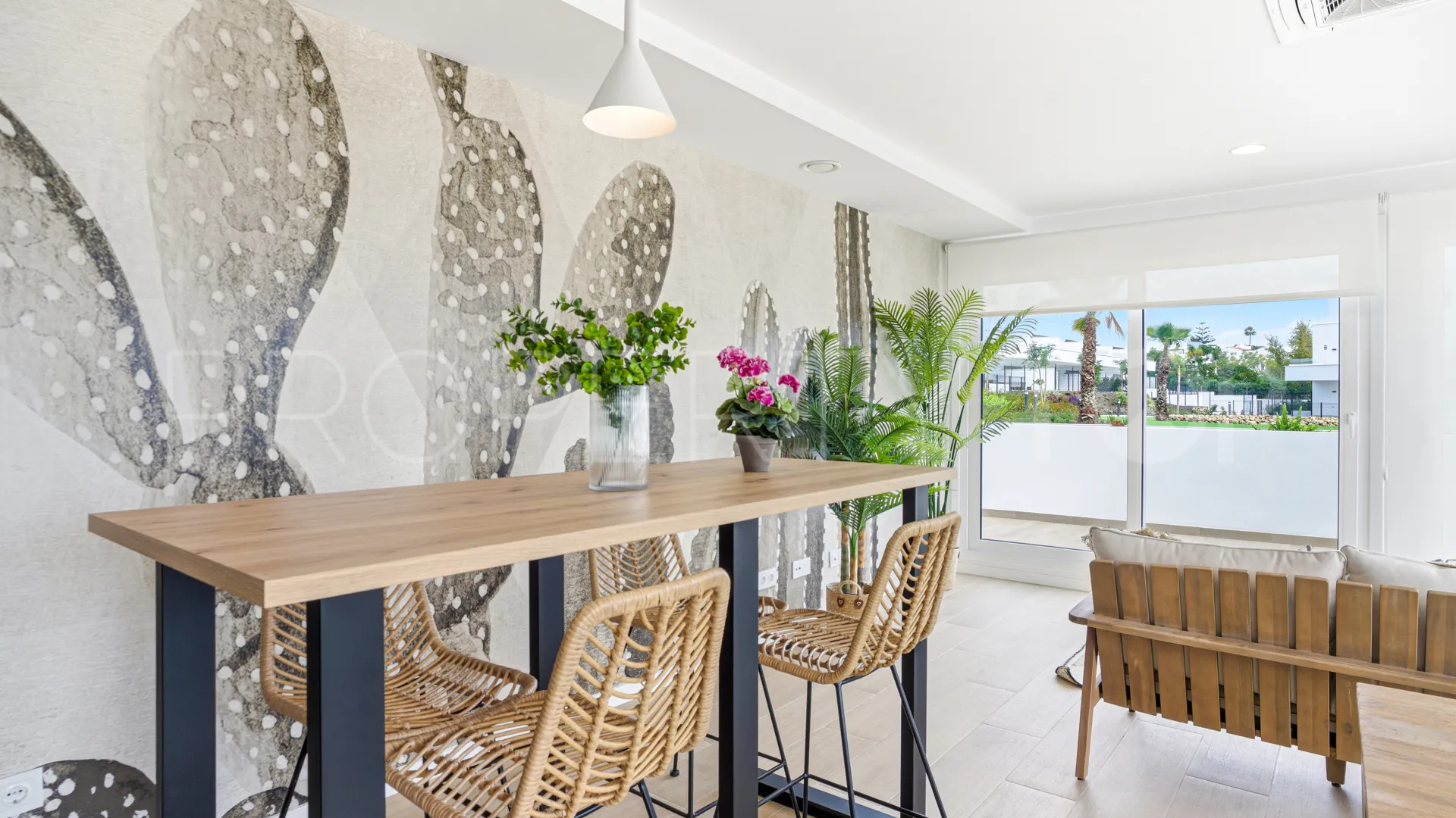 Apartment for sale in Estepona East