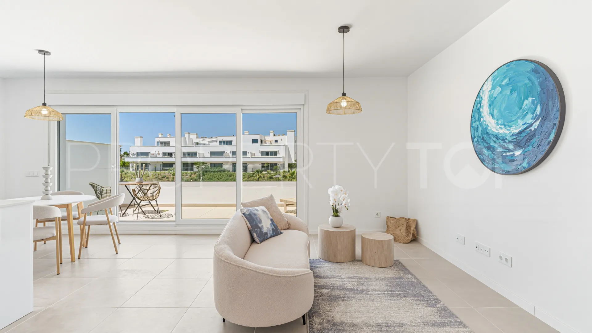 Apartment for sale in Estepona East