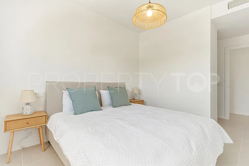 Apartment for sale in Estepona East