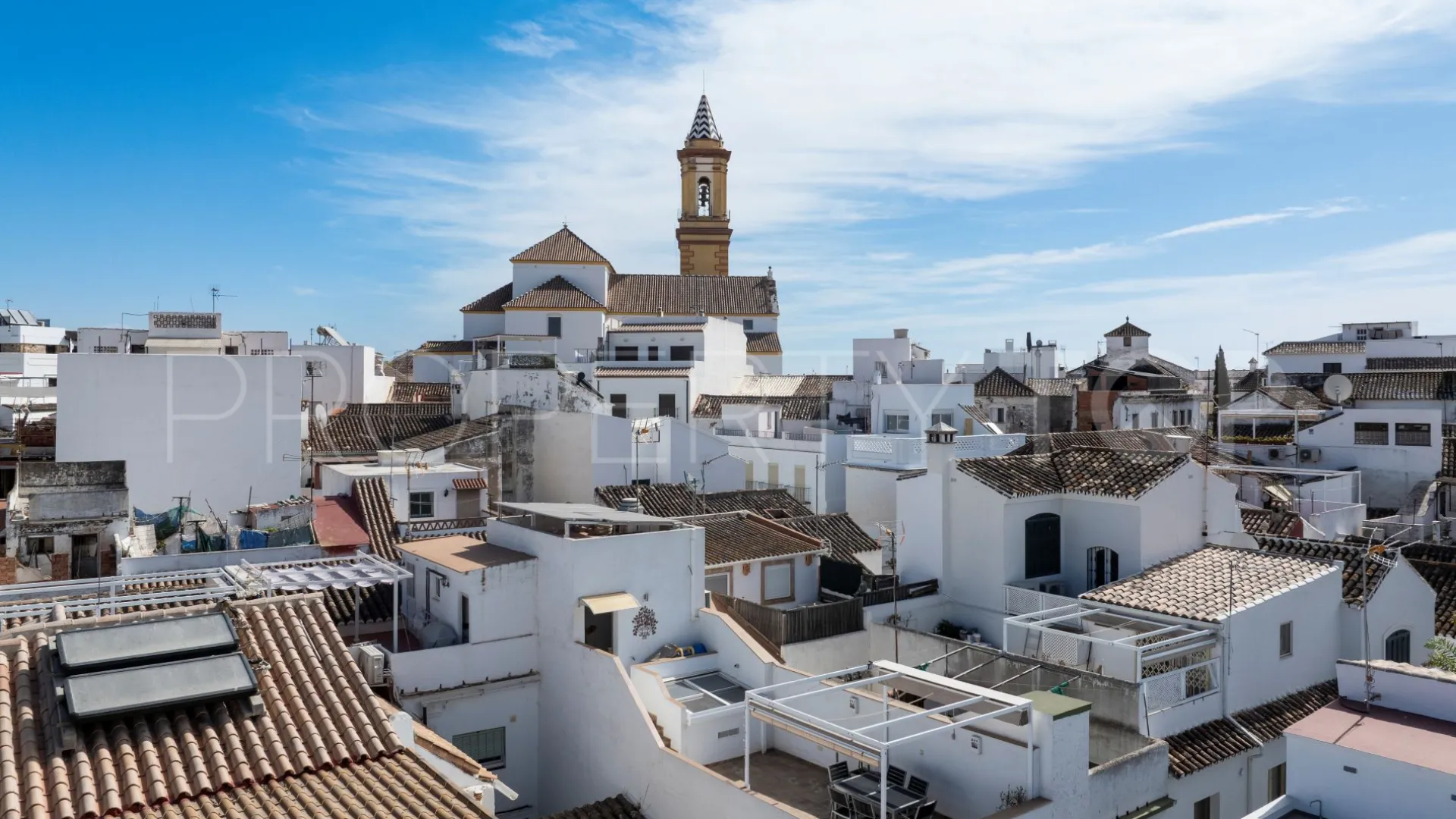 Adosado de 4 dormitorios en venta en Estepona Centro