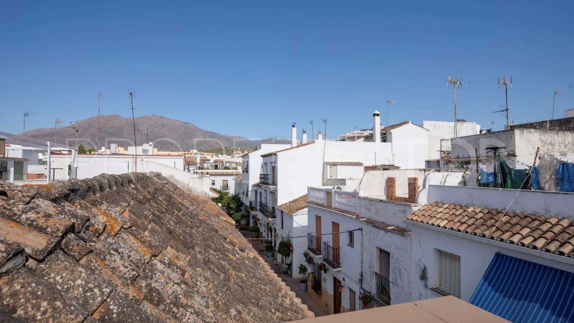 Adosado de 4 dormitorios en venta en Estepona Centro
