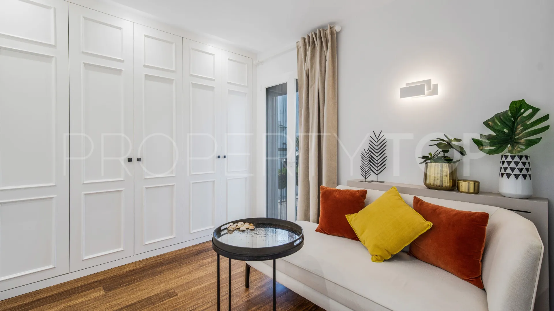 For sale Marbella Golden Mile town house with 4 bedrooms