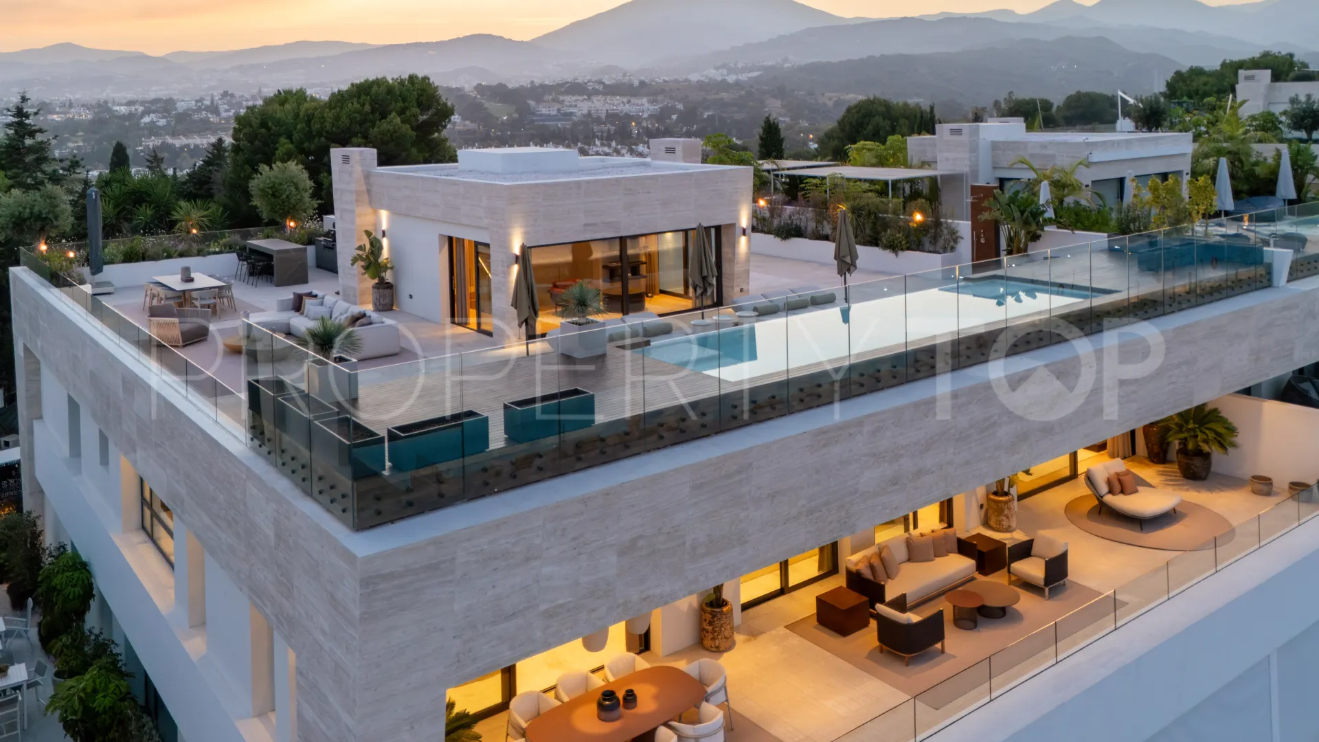 Marbella Golden Mile 4 bedrooms duplex penthouse for sale