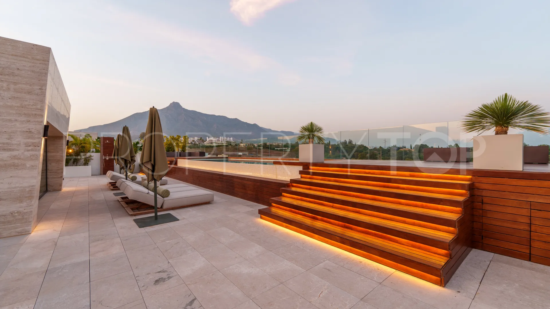 Marbella Golden Mile 4 bedrooms duplex penthouse for sale