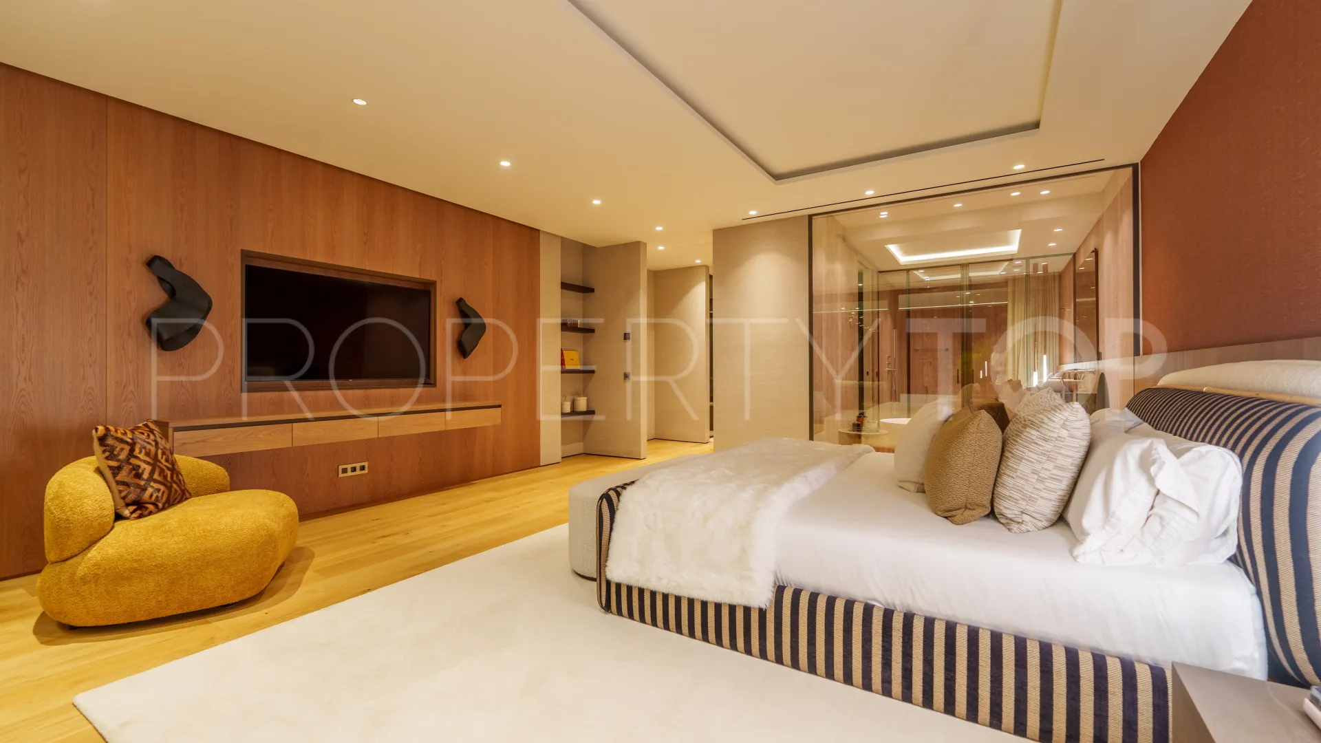Marbella Golden Mile 4 bedrooms duplex penthouse for sale