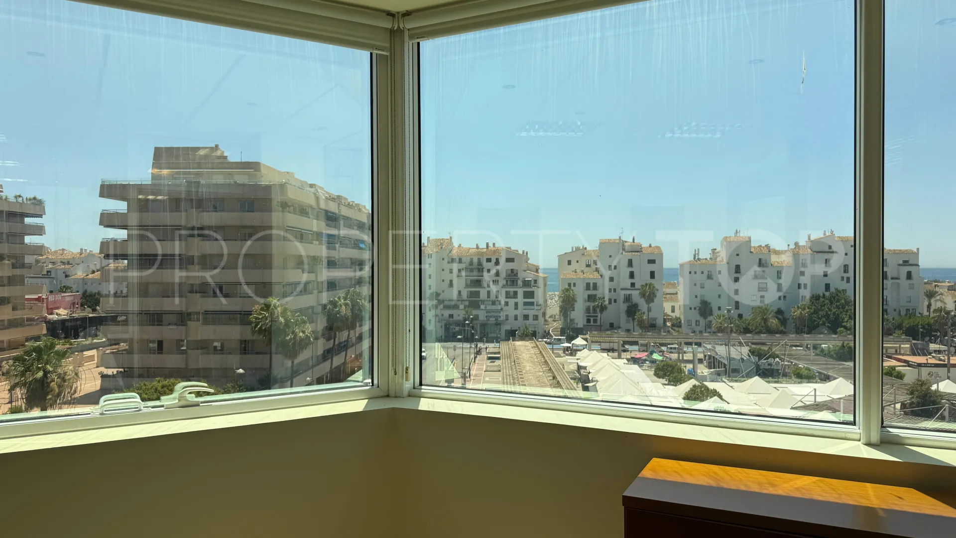 Office for sale in Marbella - Puerto Banus