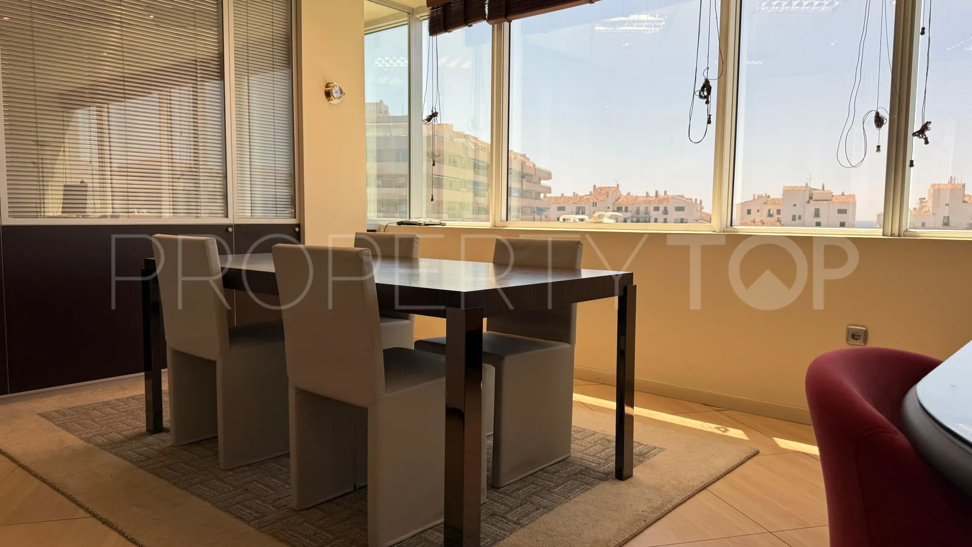 Office for sale in Marbella - Puerto Banus