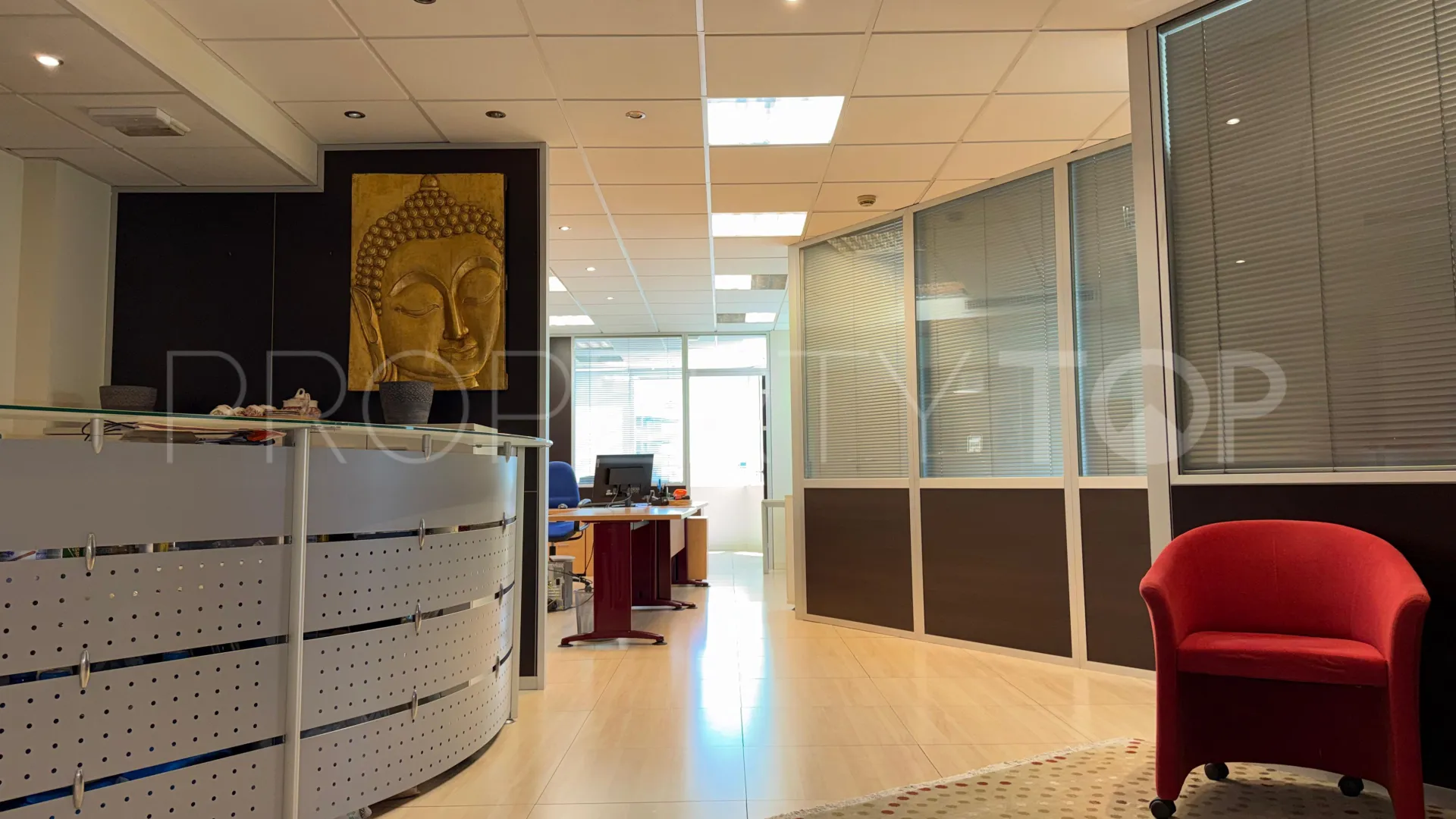 Office for sale in Marbella - Puerto Banus