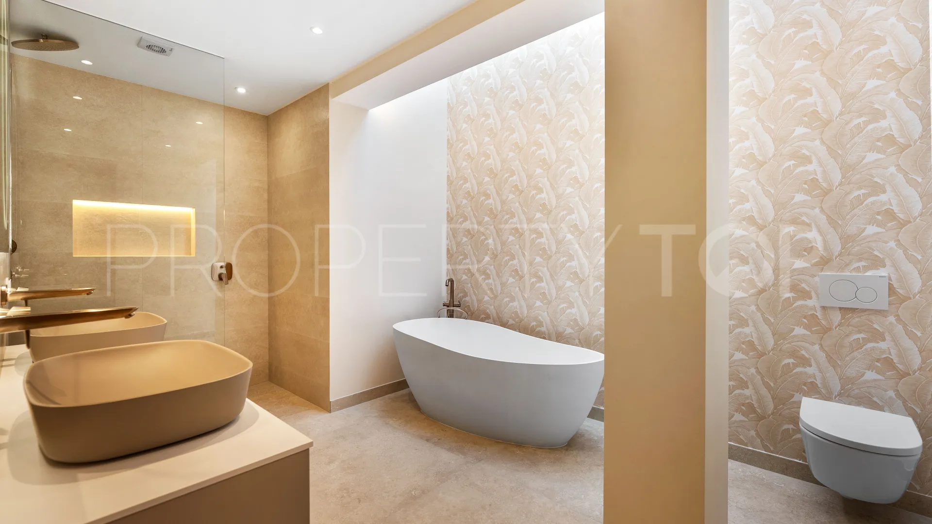 Nueva Andalucia apartment for sale