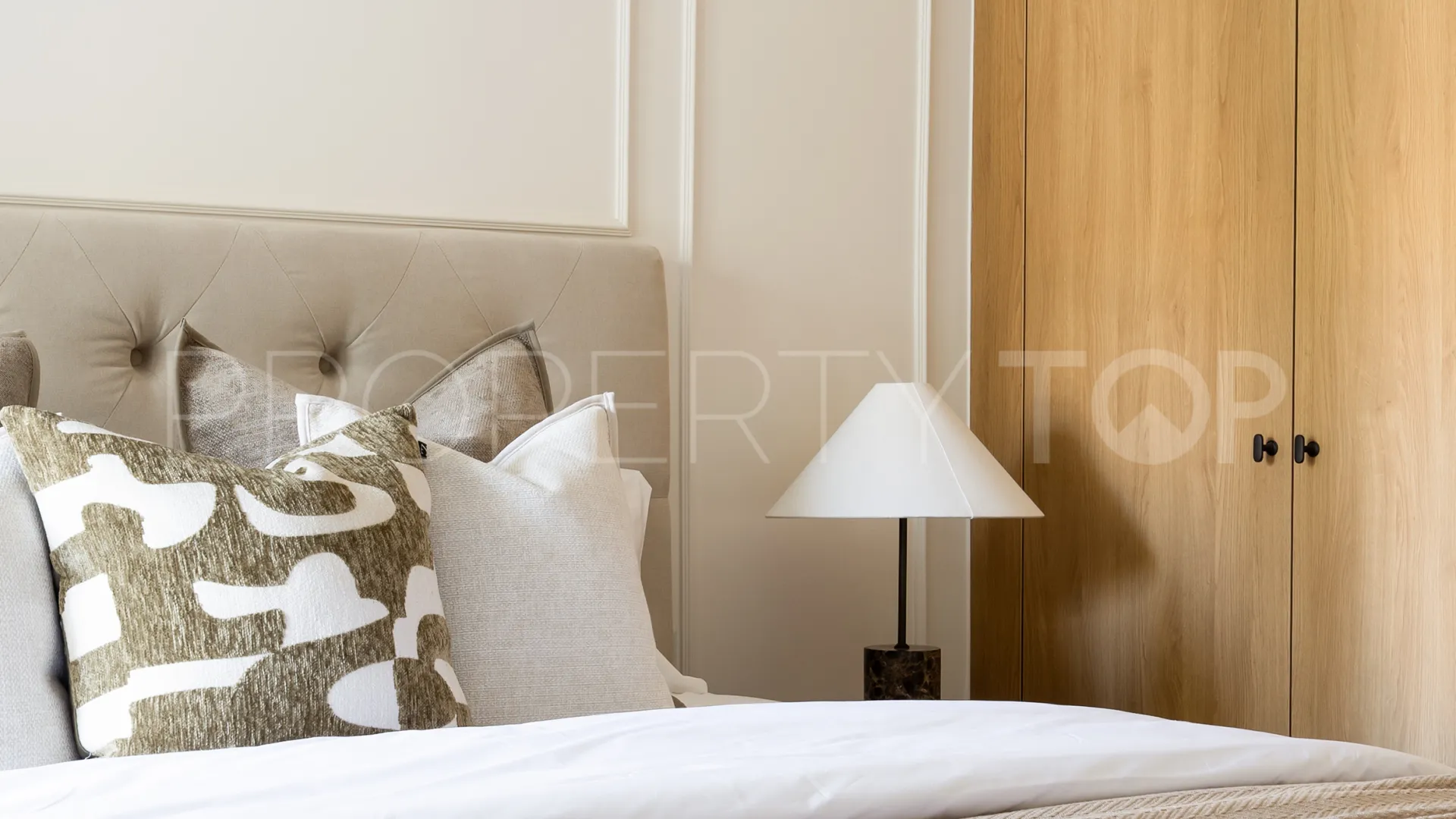 For sale Nueva Andalucia apartment