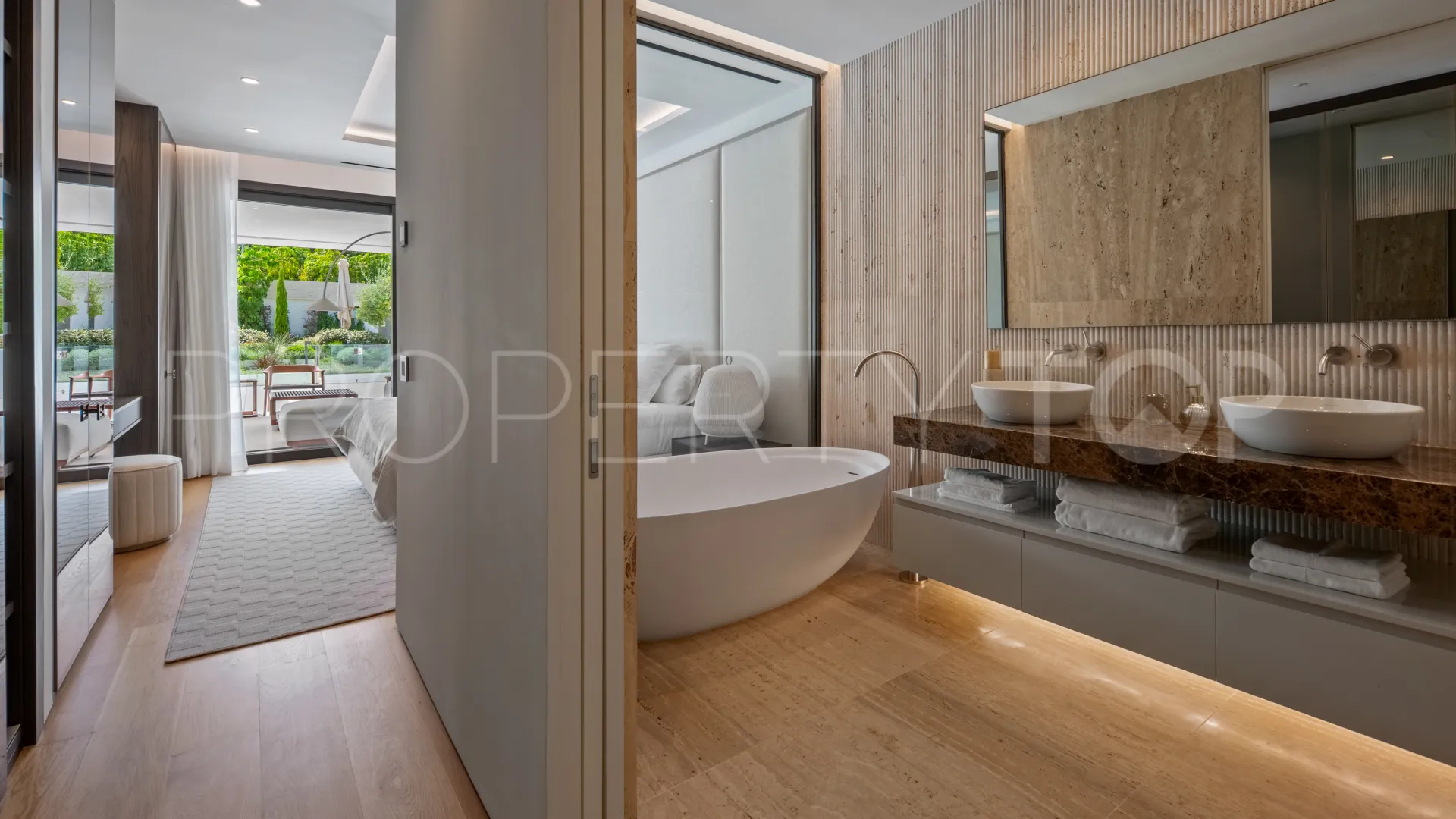 Duplex planta baja en venta en Marbella Golden Mile de 4 dormitorios