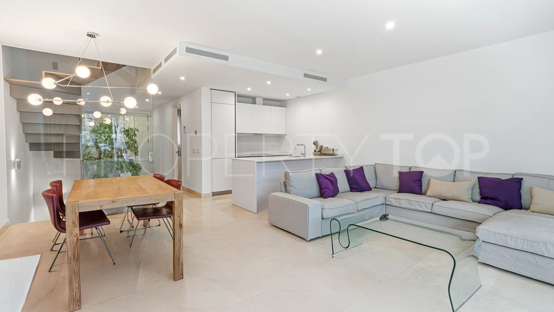 4 bedrooms town house in Cala de Mijas for sale