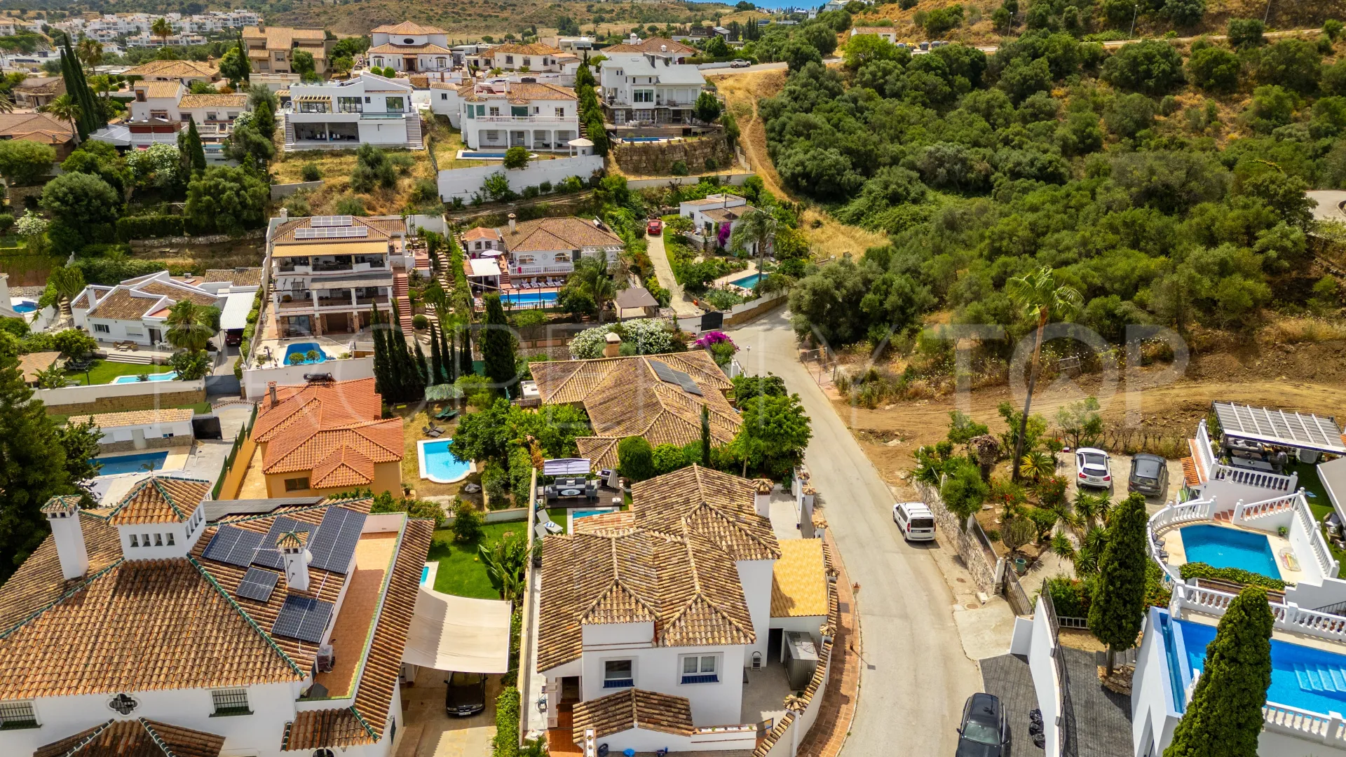 Villa con 4 dormitorios en venta en Cerros del Aguila