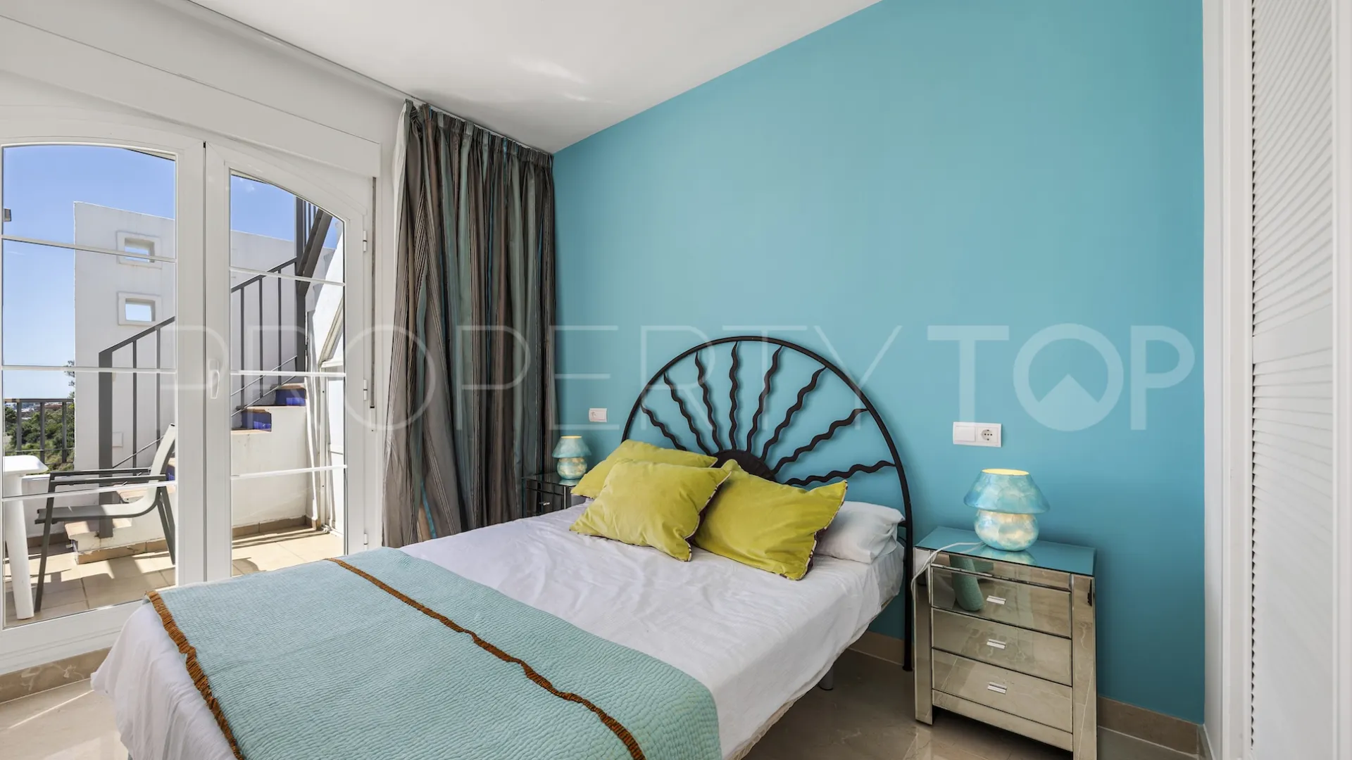 For sale Los Arqueros penthouse