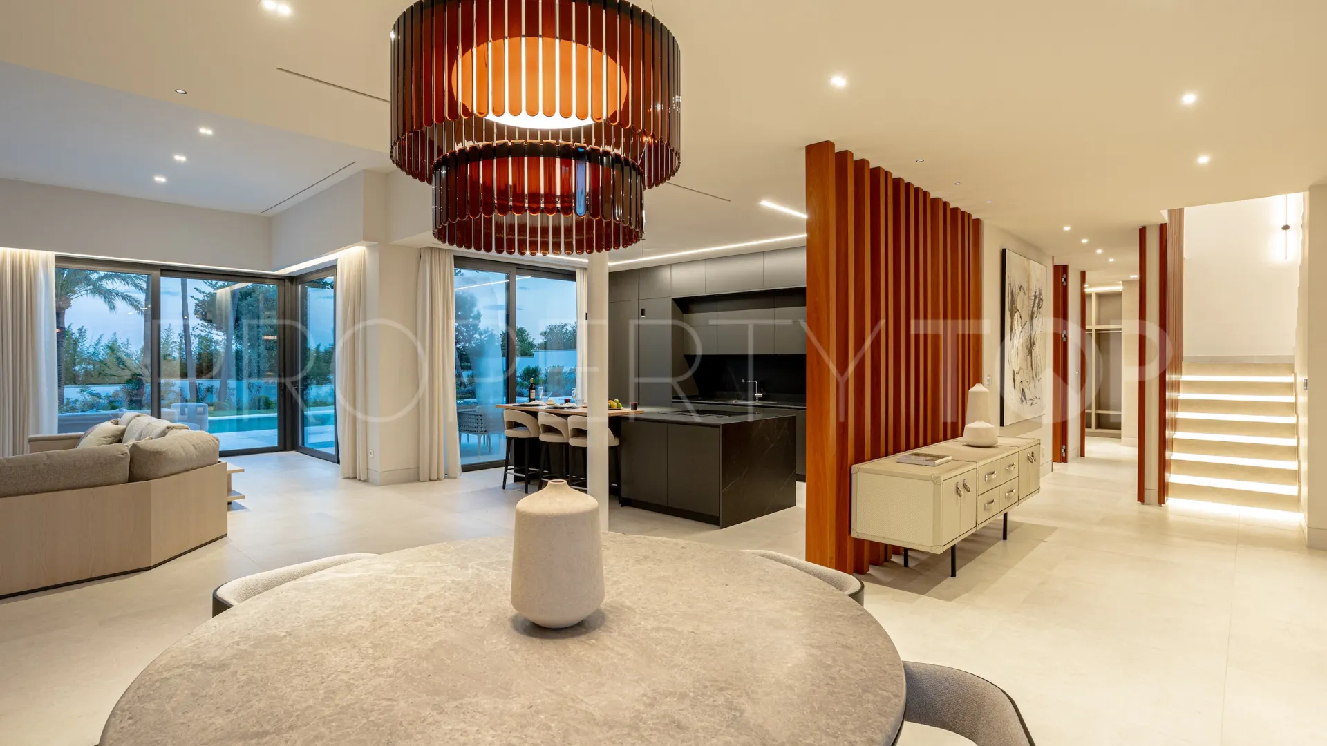Villa for sale in New Golden Mile with 4 bedrooms