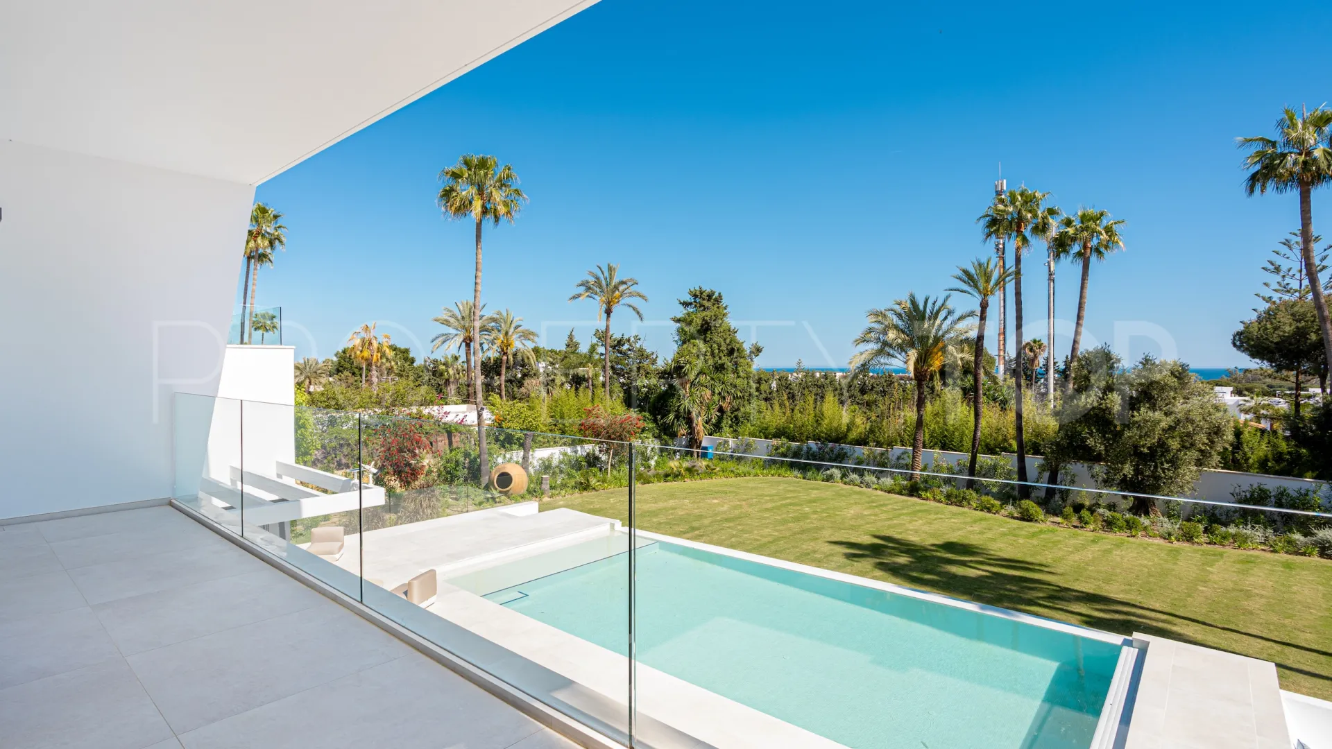 Villa for sale in New Golden Mile with 4 bedrooms