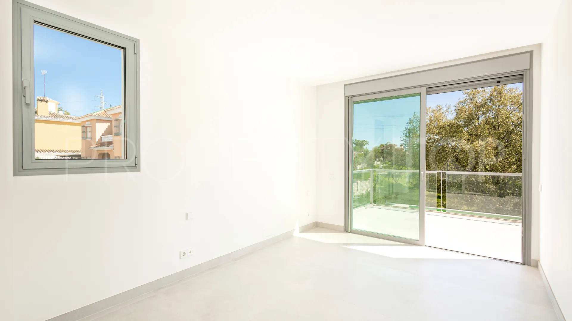 For sale Guadalmina Alta semi detached house with 3 bedrooms