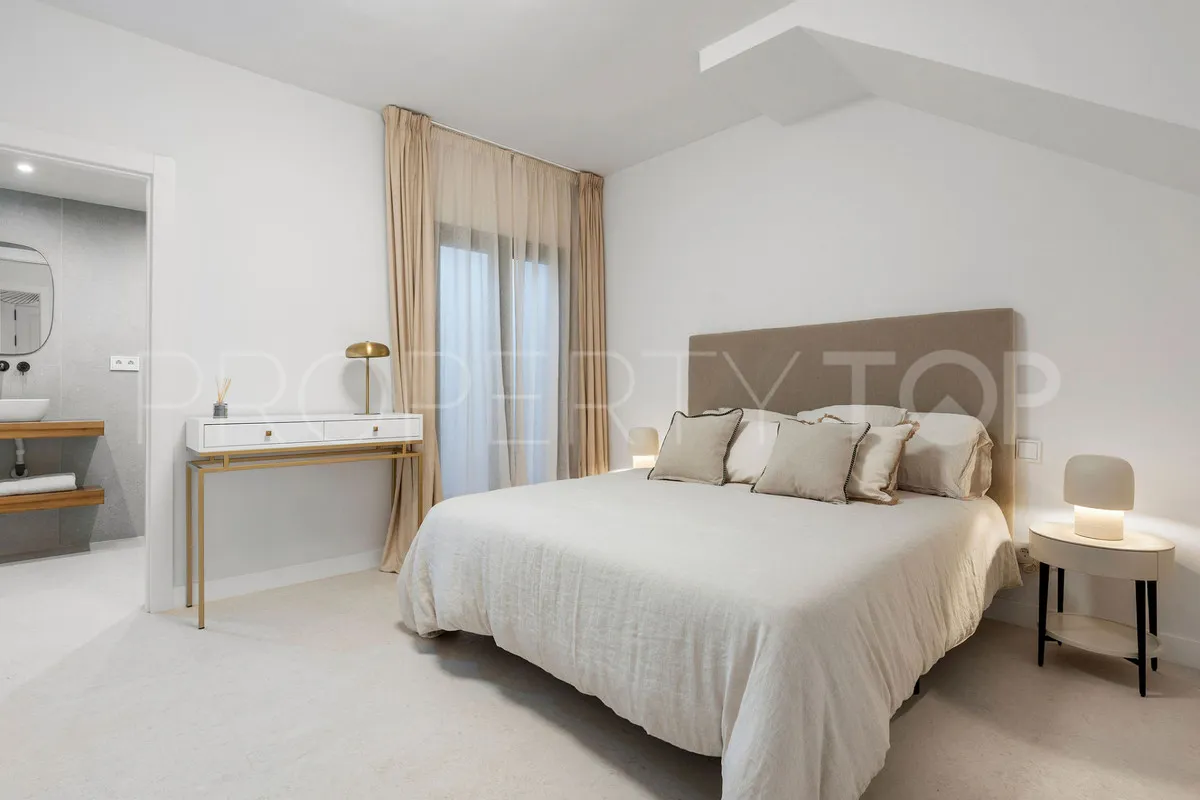 Se vende adosado en Nueva Andalucia
