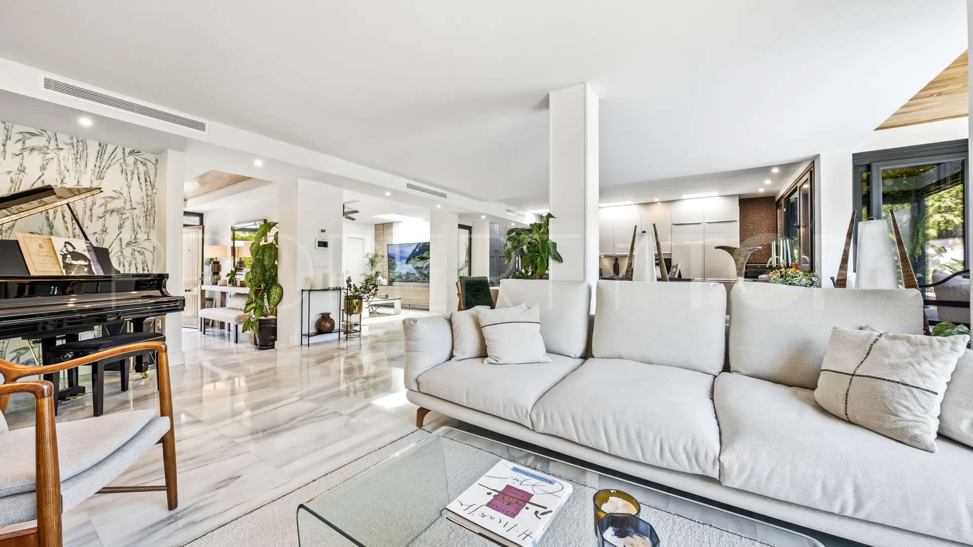For sale Isdabe villa with 3 bedrooms