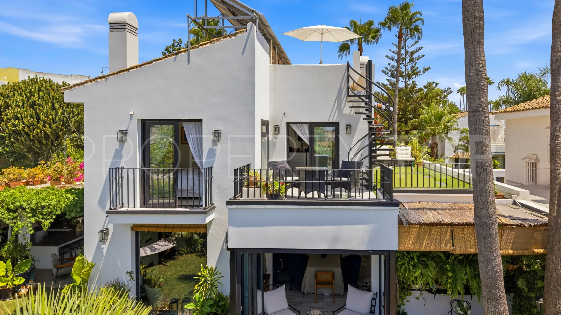 For sale Isdabe villa with 3 bedrooms