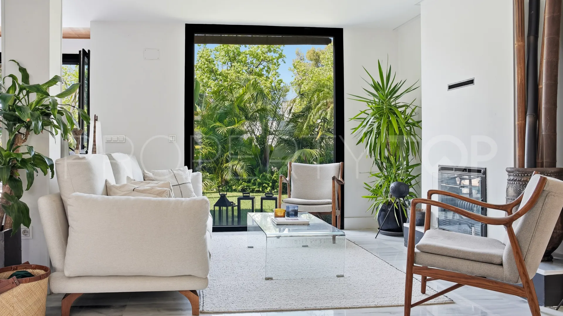 For sale Isdabe villa with 3 bedrooms