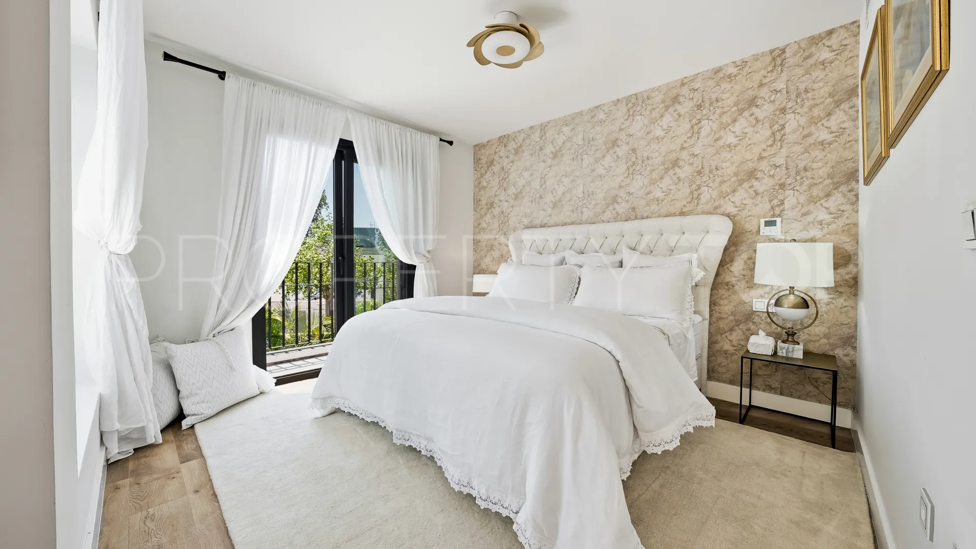 For sale Isdabe villa with 3 bedrooms