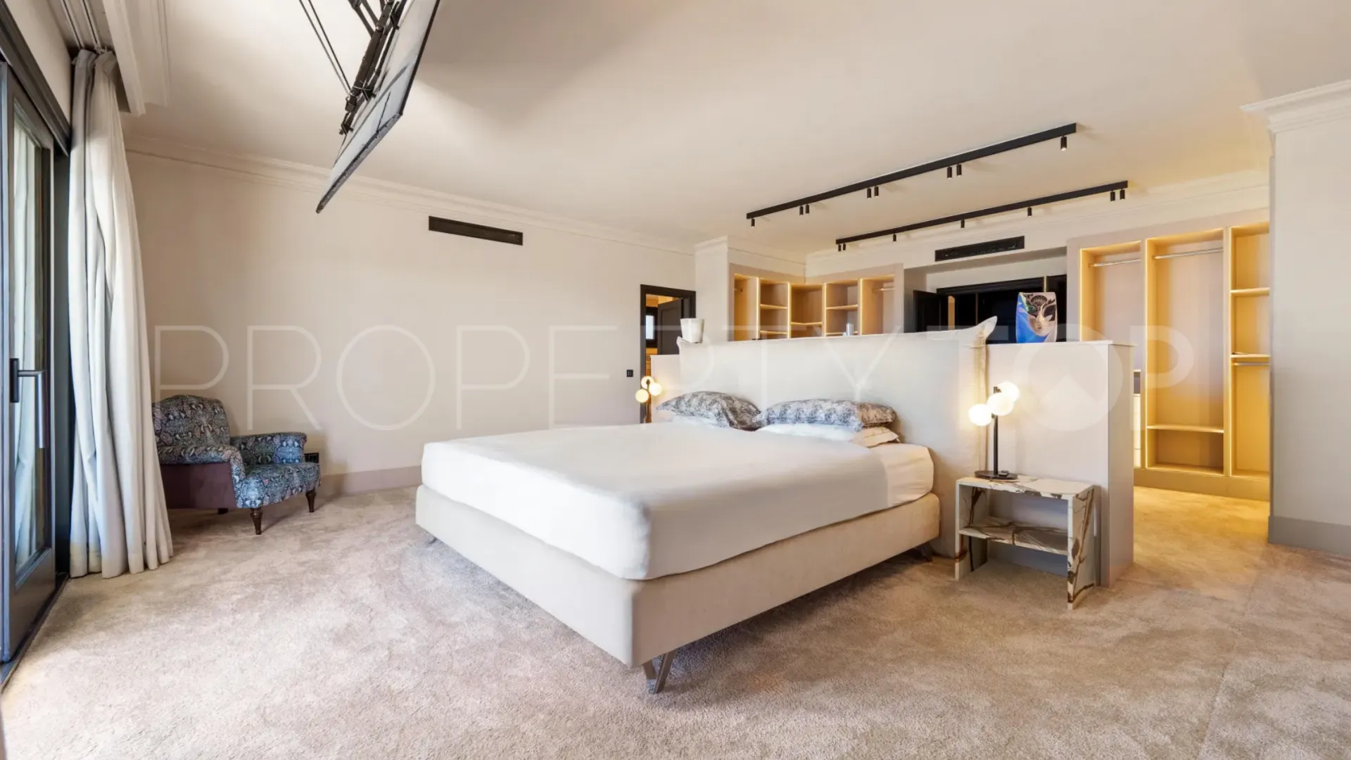 Monte Paraiso Country Club duplex penthouse for sale