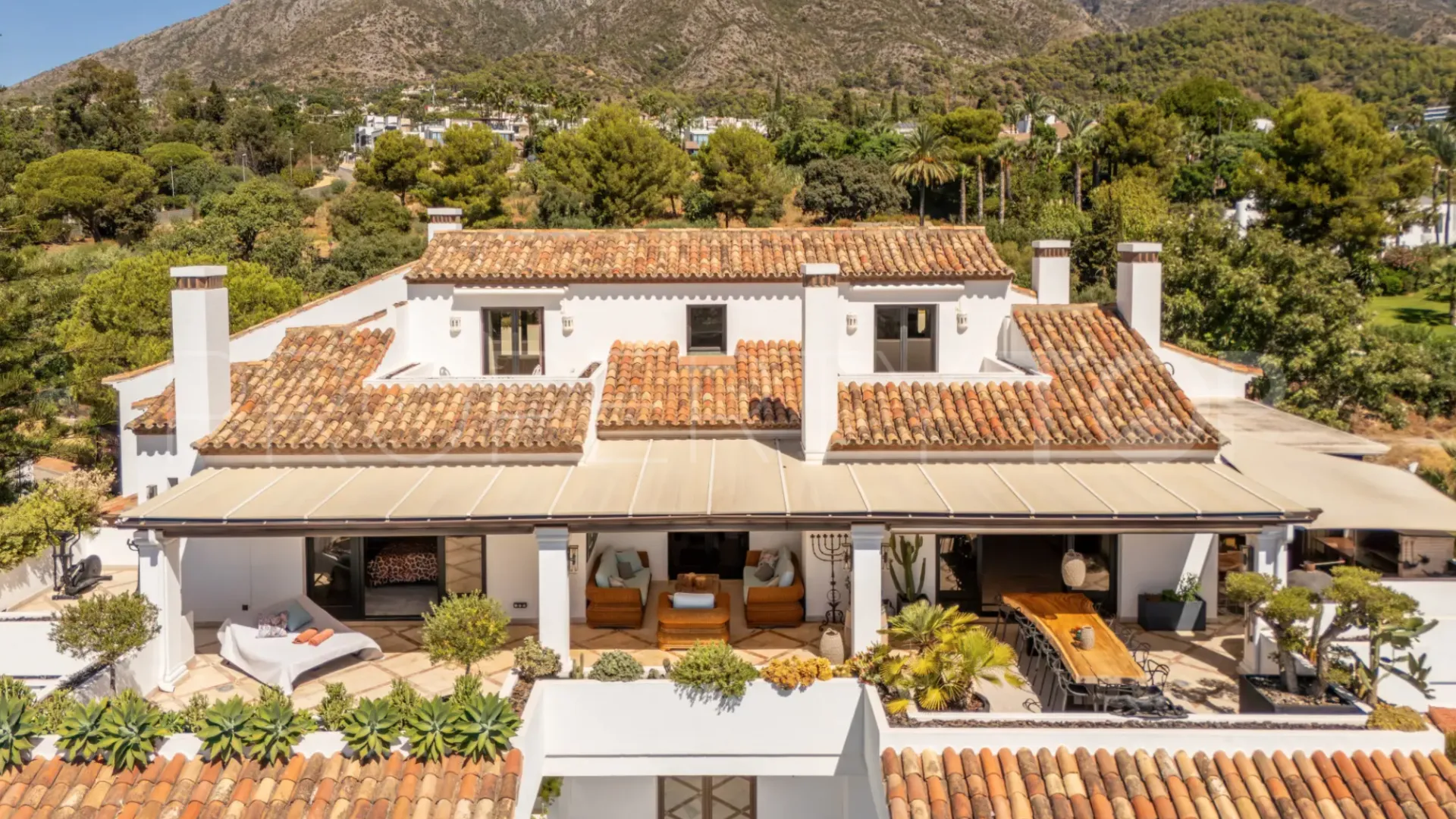 Monte Paraiso Country Club duplex penthouse for sale
