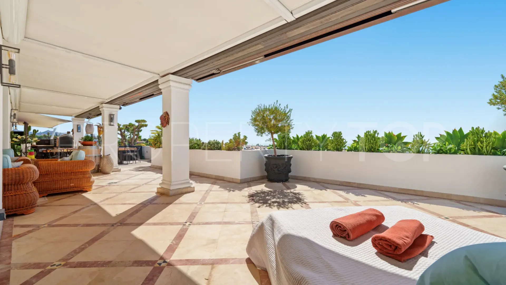 Monte Paraiso Country Club duplex penthouse for sale