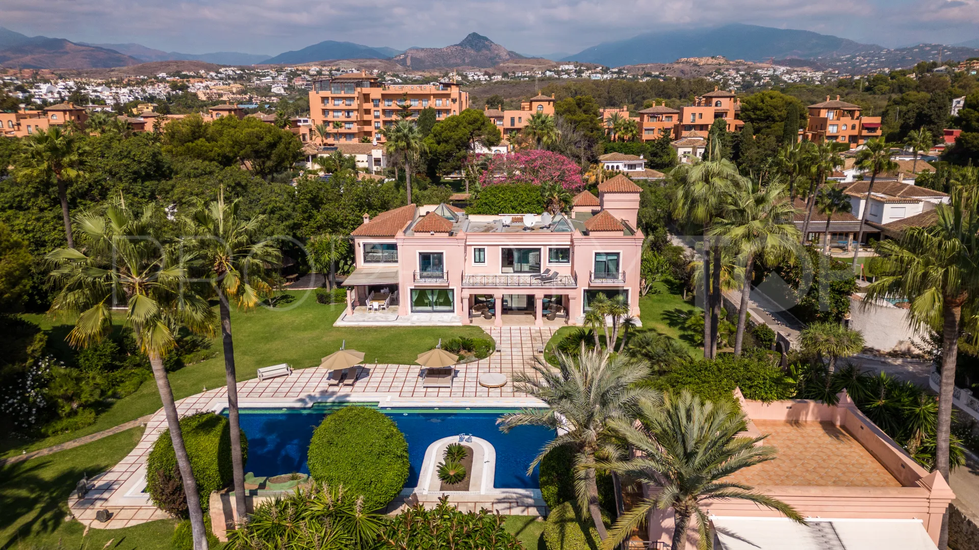 For sale villa in Paraiso Barronal