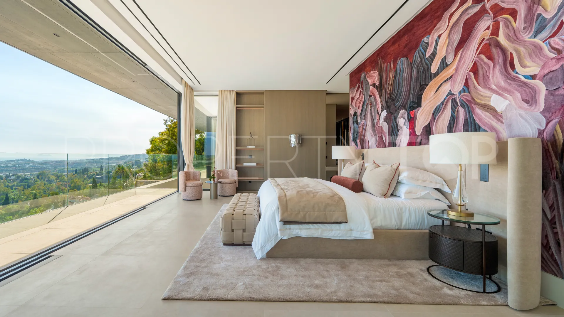 8 bedrooms La Quinta villa for sale