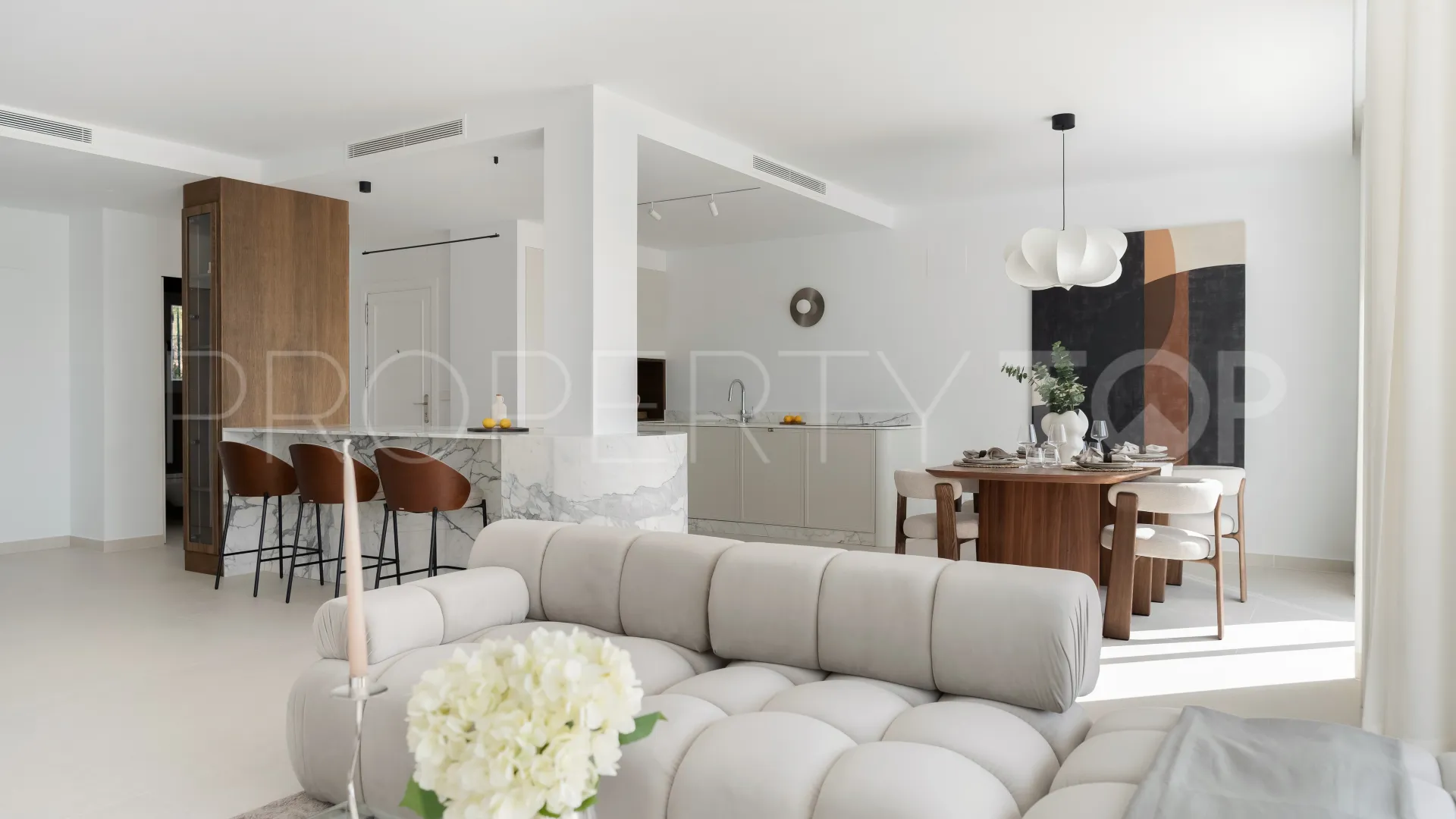 Nueva Andalucia, Ático de 3 dormitorios a la venta