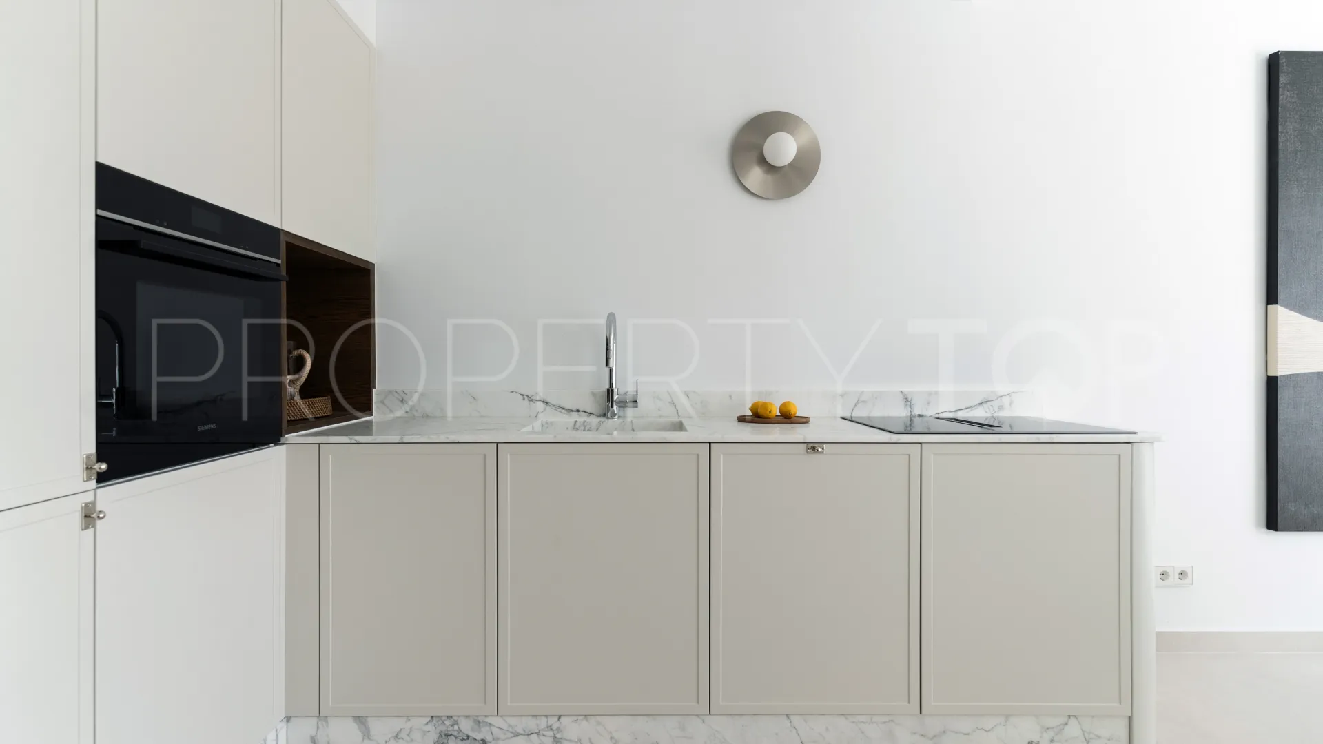 Nueva Andalucia, Ático de 3 dormitorios a la venta