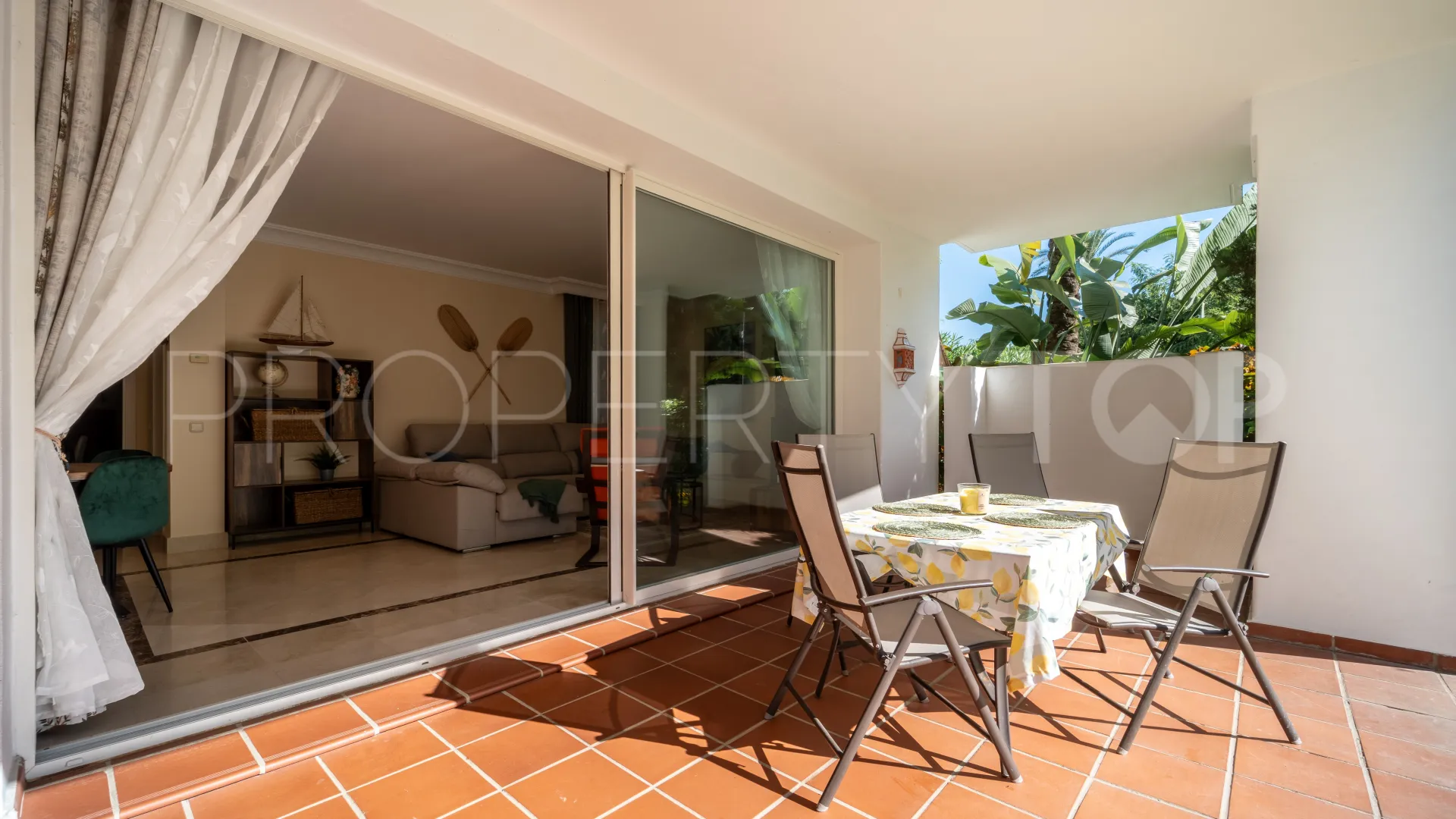 Comprar apartamento planta baja en Alcazaba Beach