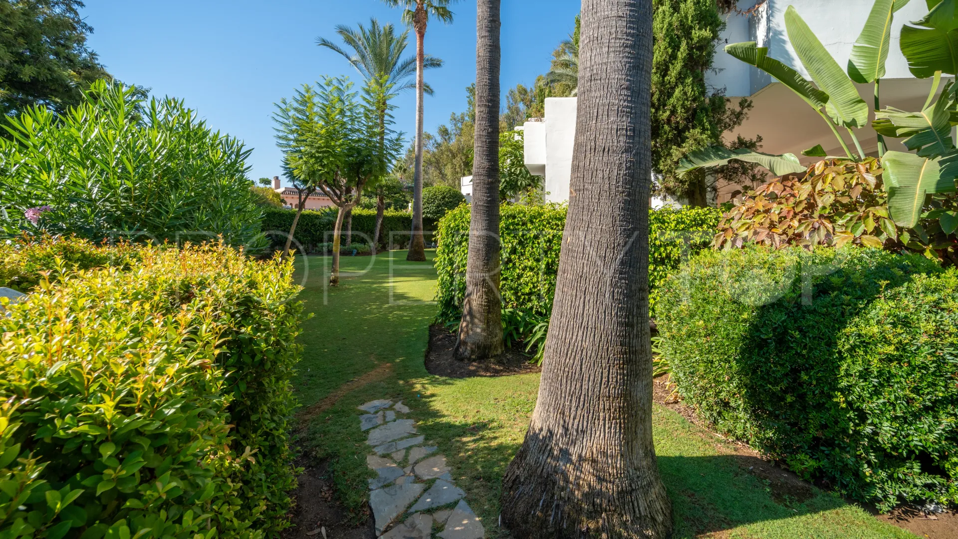 Comprar apartamento planta baja en Alcazaba Beach