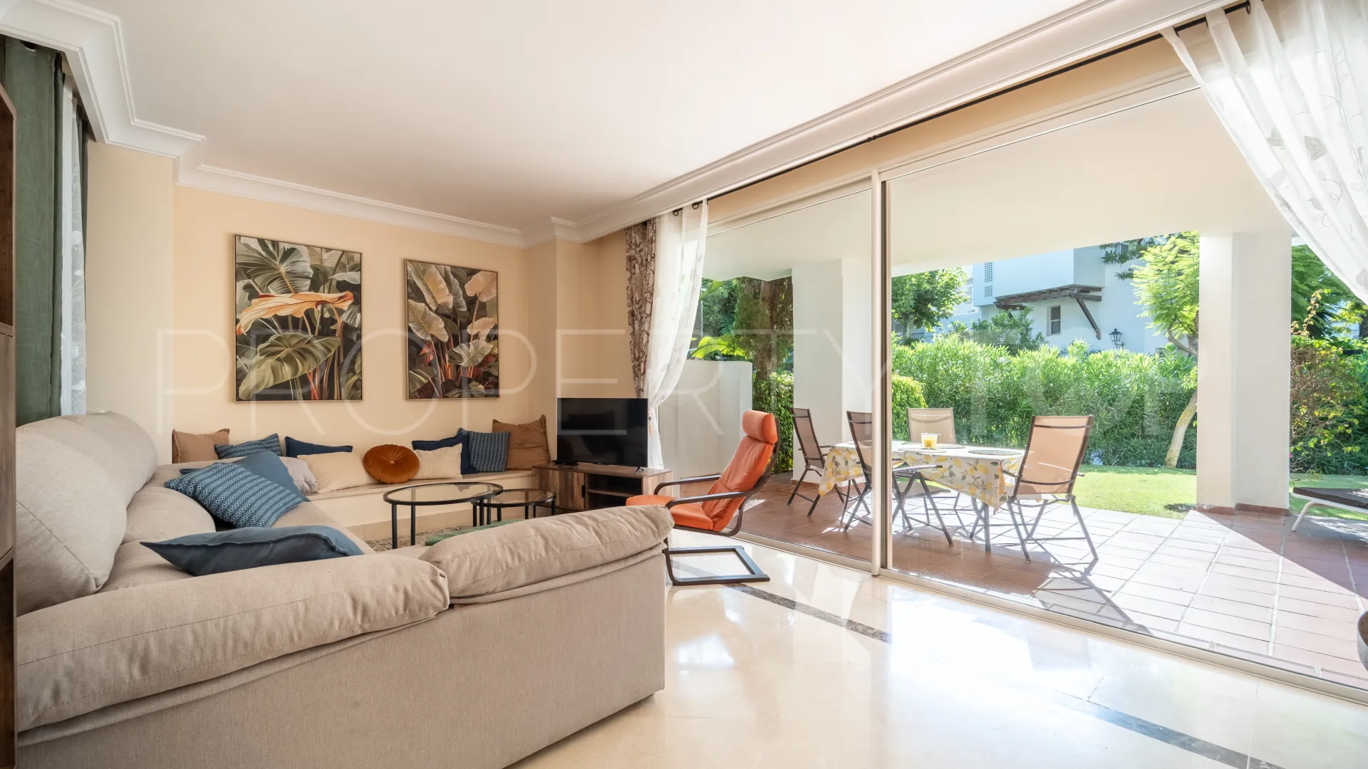 Comprar apartamento planta baja en Alcazaba Beach