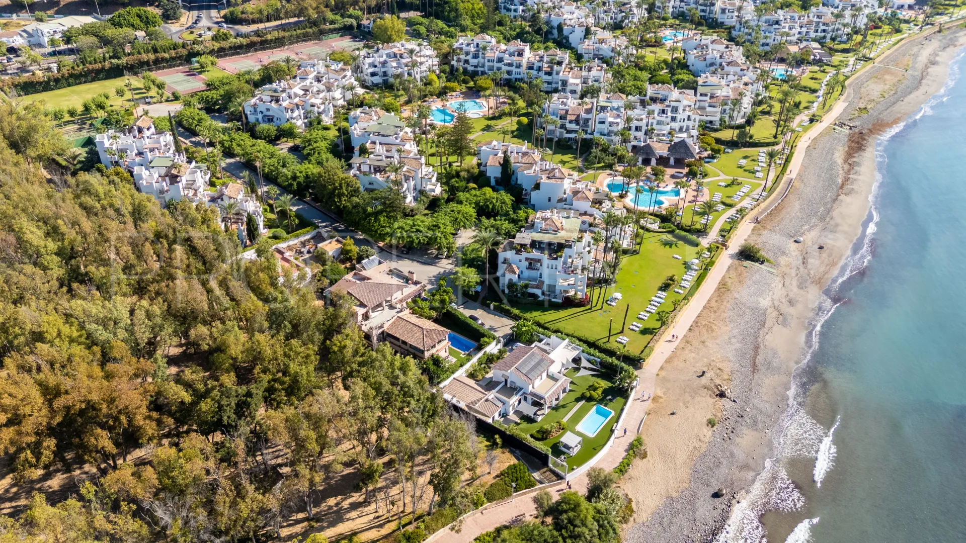 Comprar apartamento planta baja en Alcazaba Beach