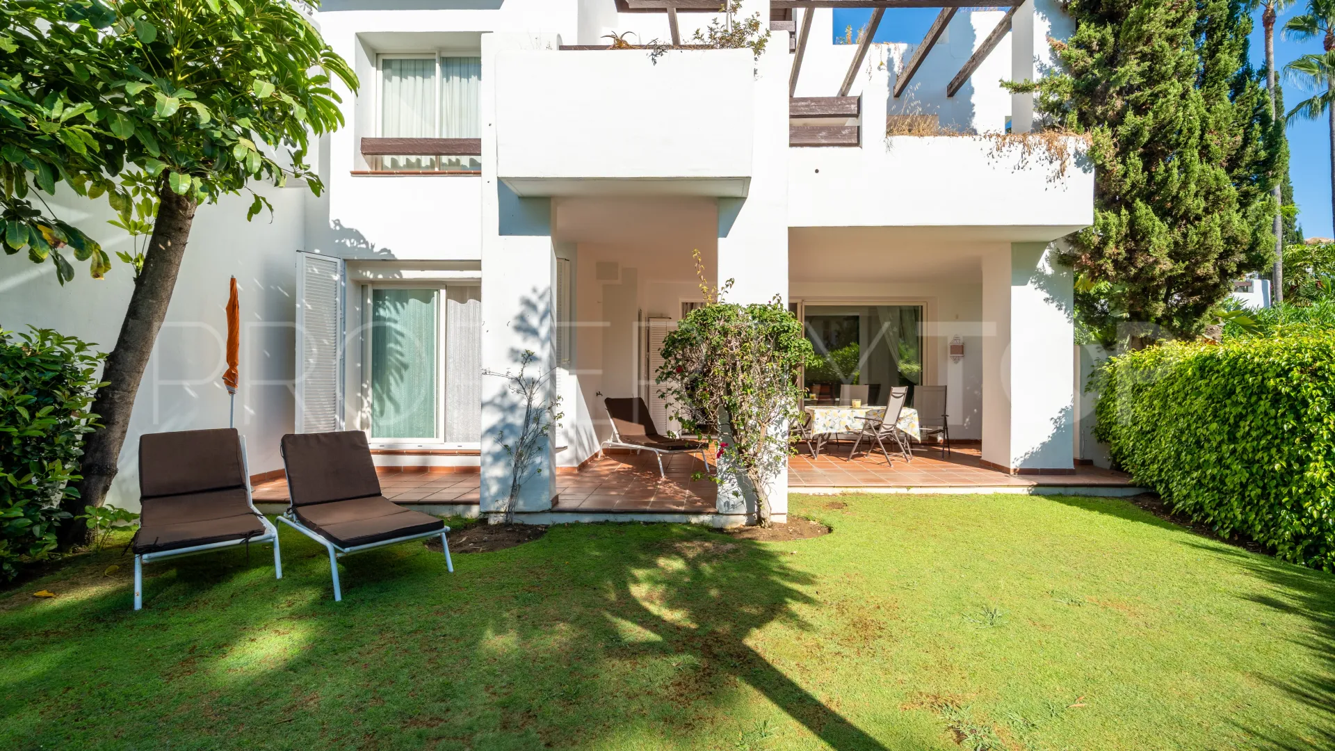 Comprar apartamento planta baja en Alcazaba Beach