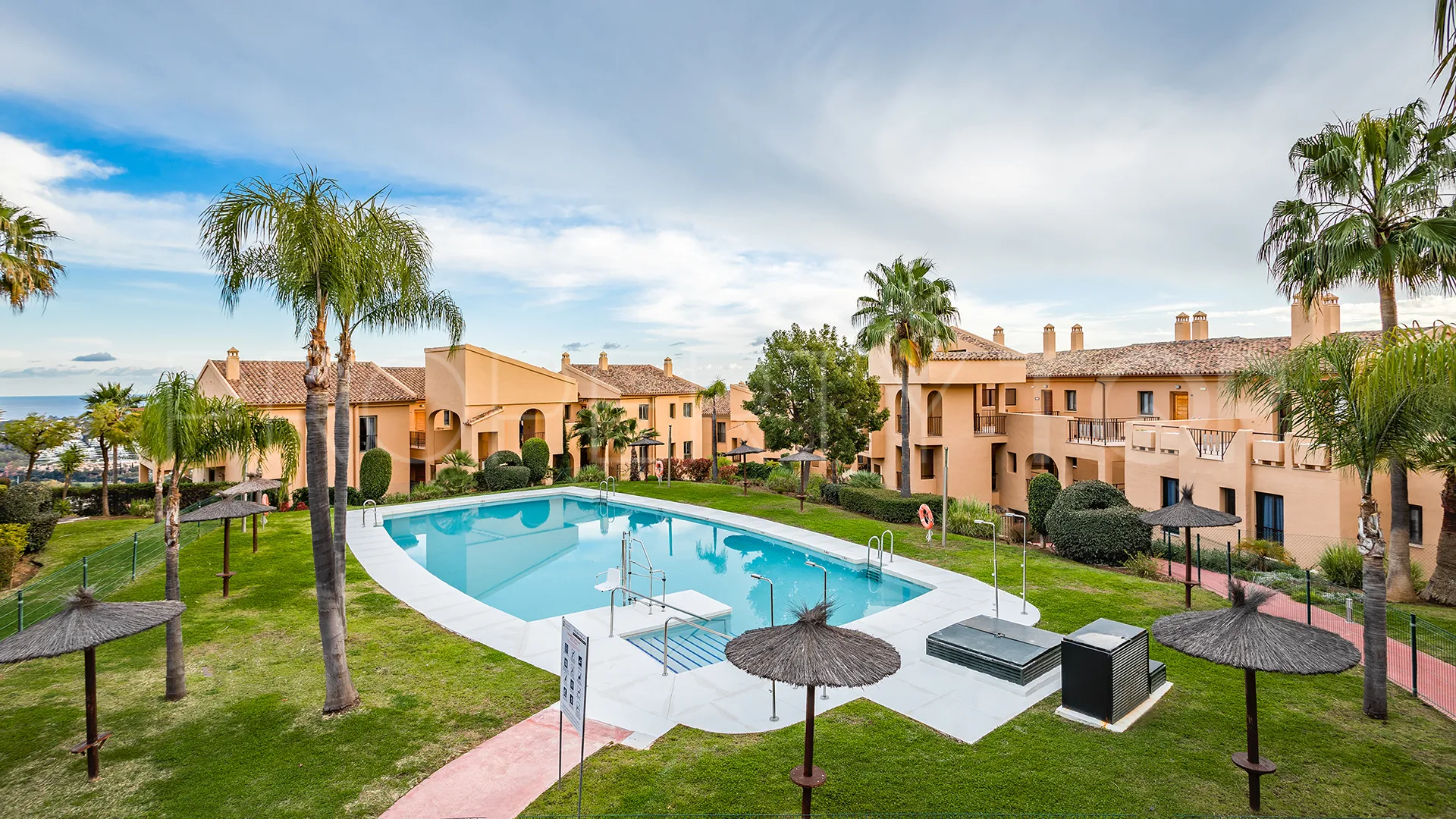 Se vende Ático en Benahavis