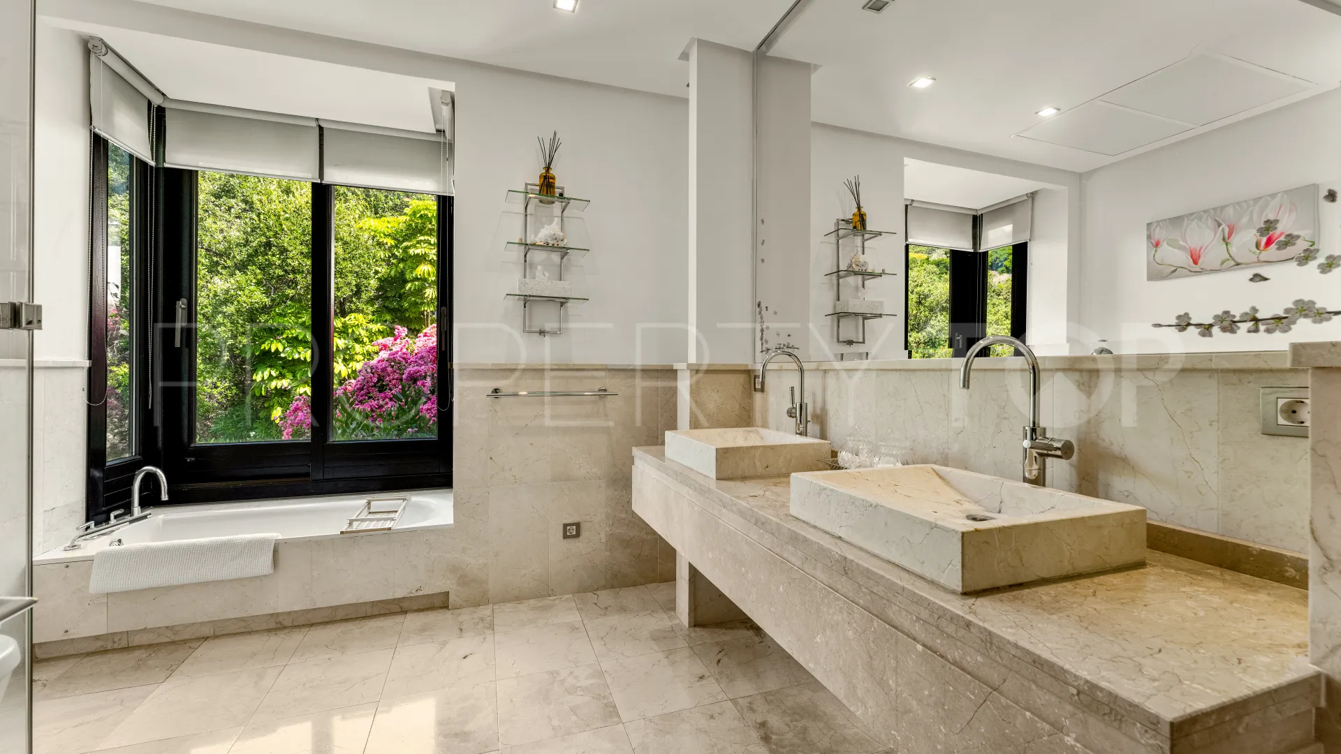 6 bedrooms villa in La Zagaleta for sale