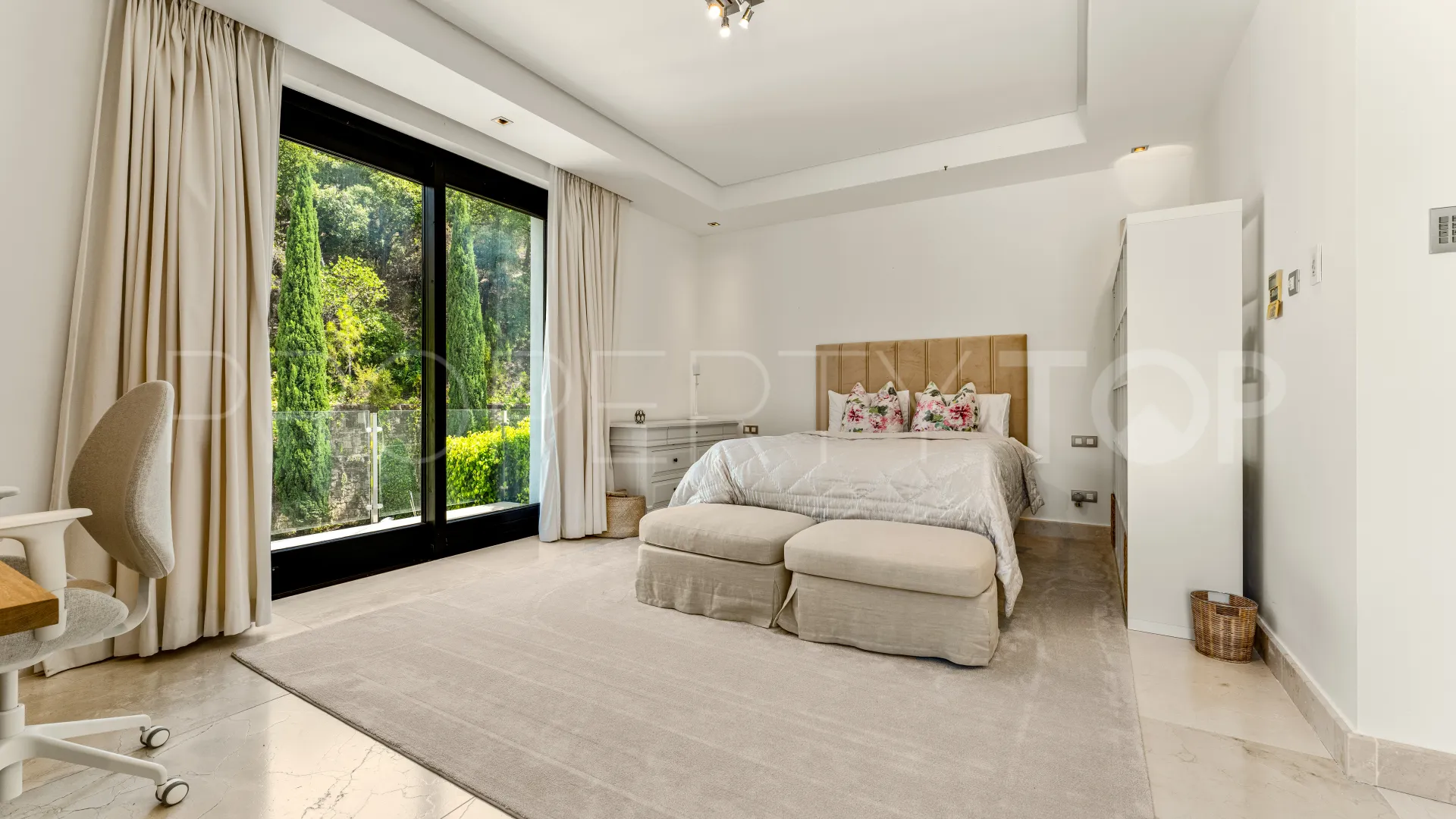 6 bedrooms villa in La Zagaleta for sale