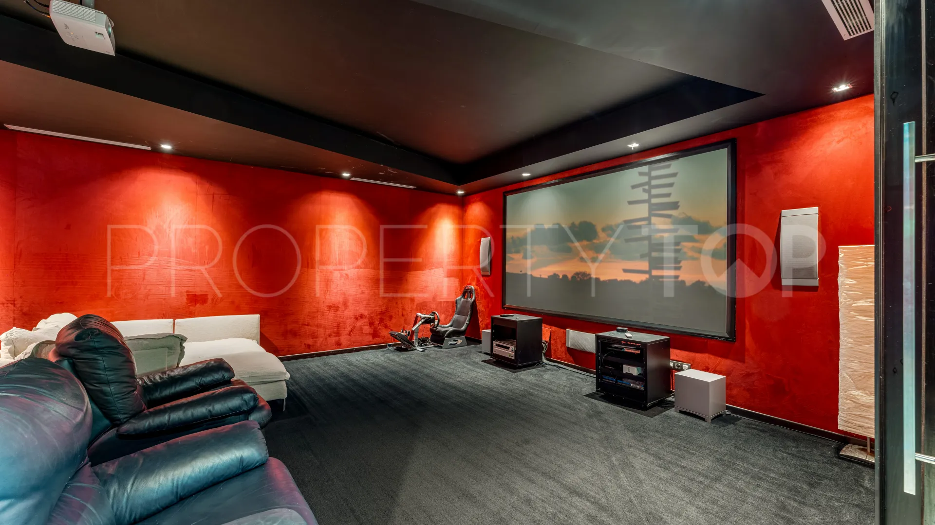 6 bedrooms villa in La Zagaleta for sale