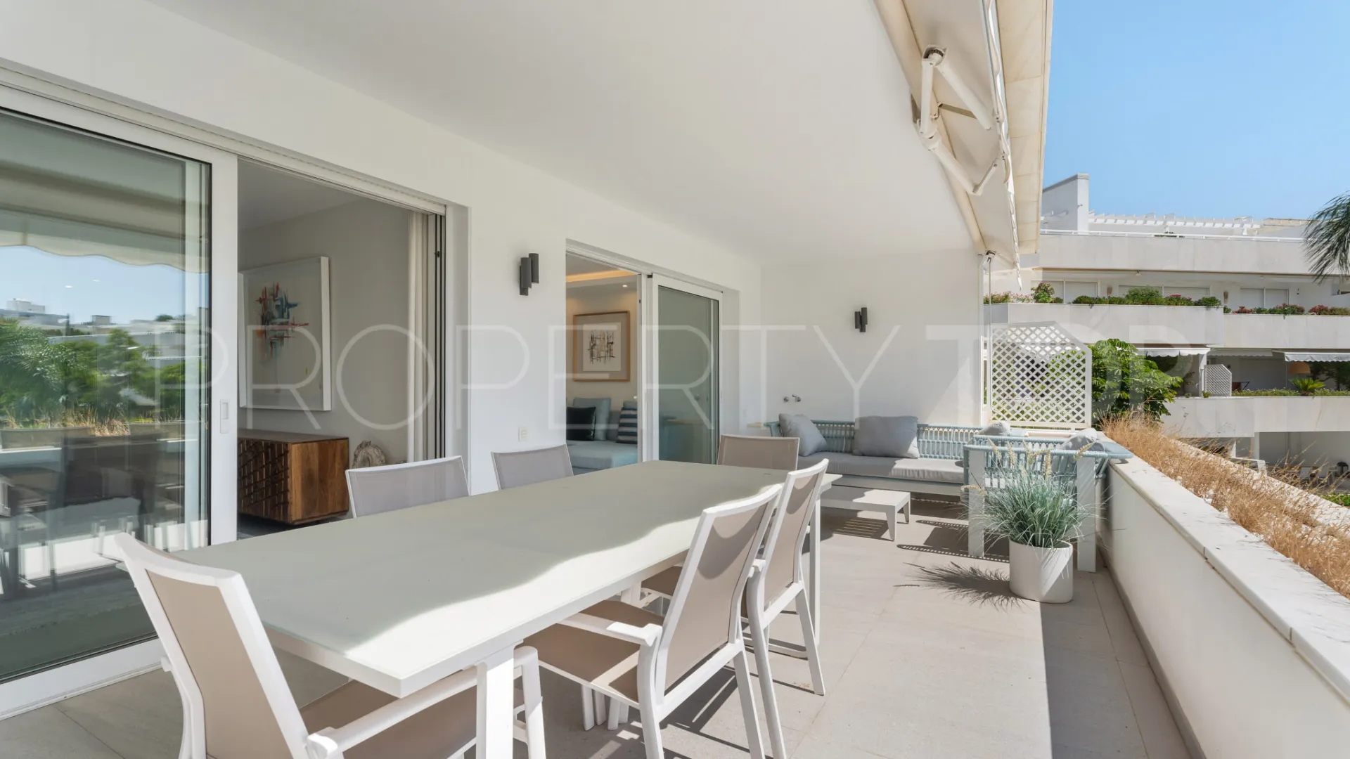Apartamento en venta en Nueva Andalucia