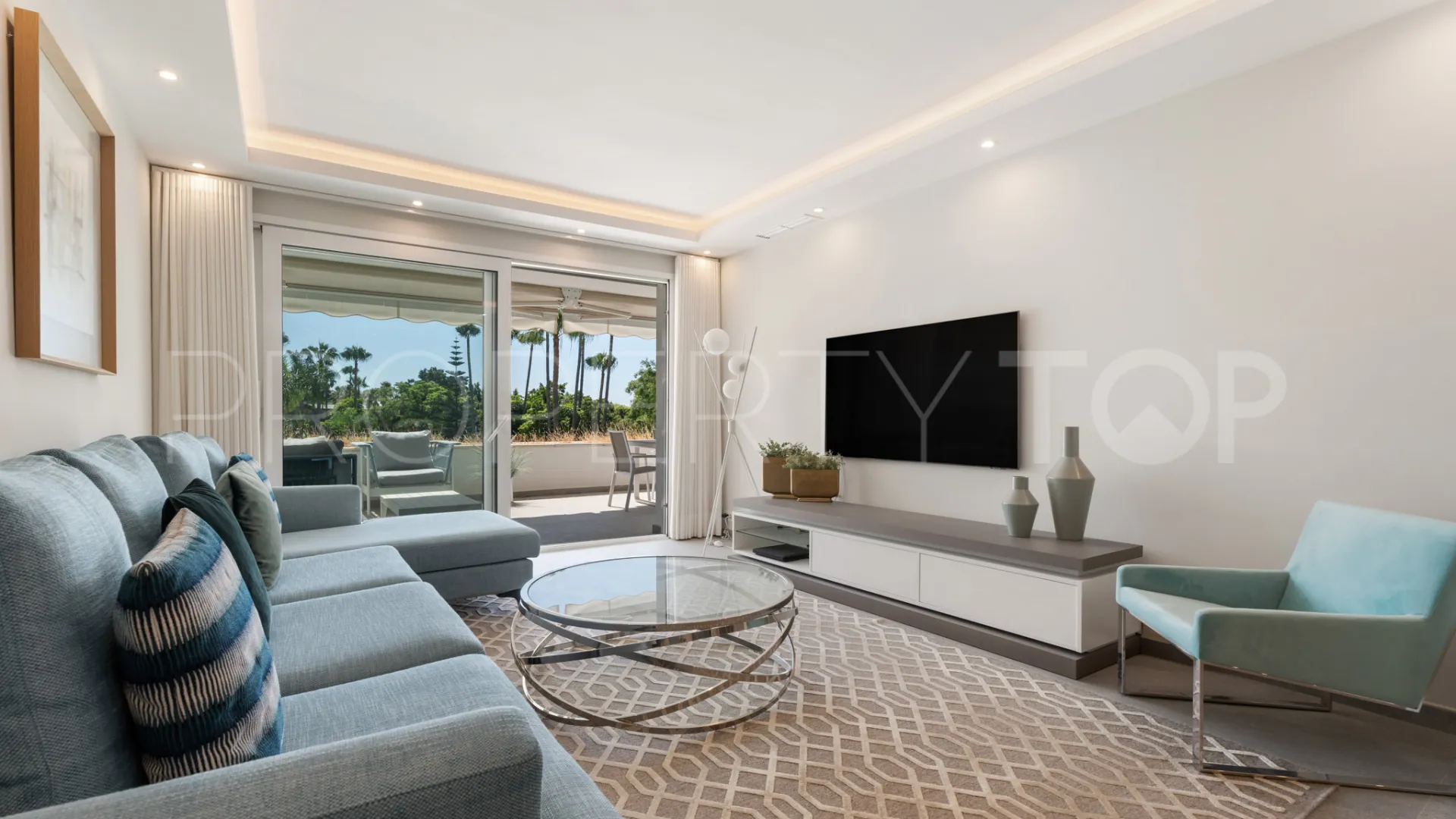 Apartamento en venta en Nueva Andalucia