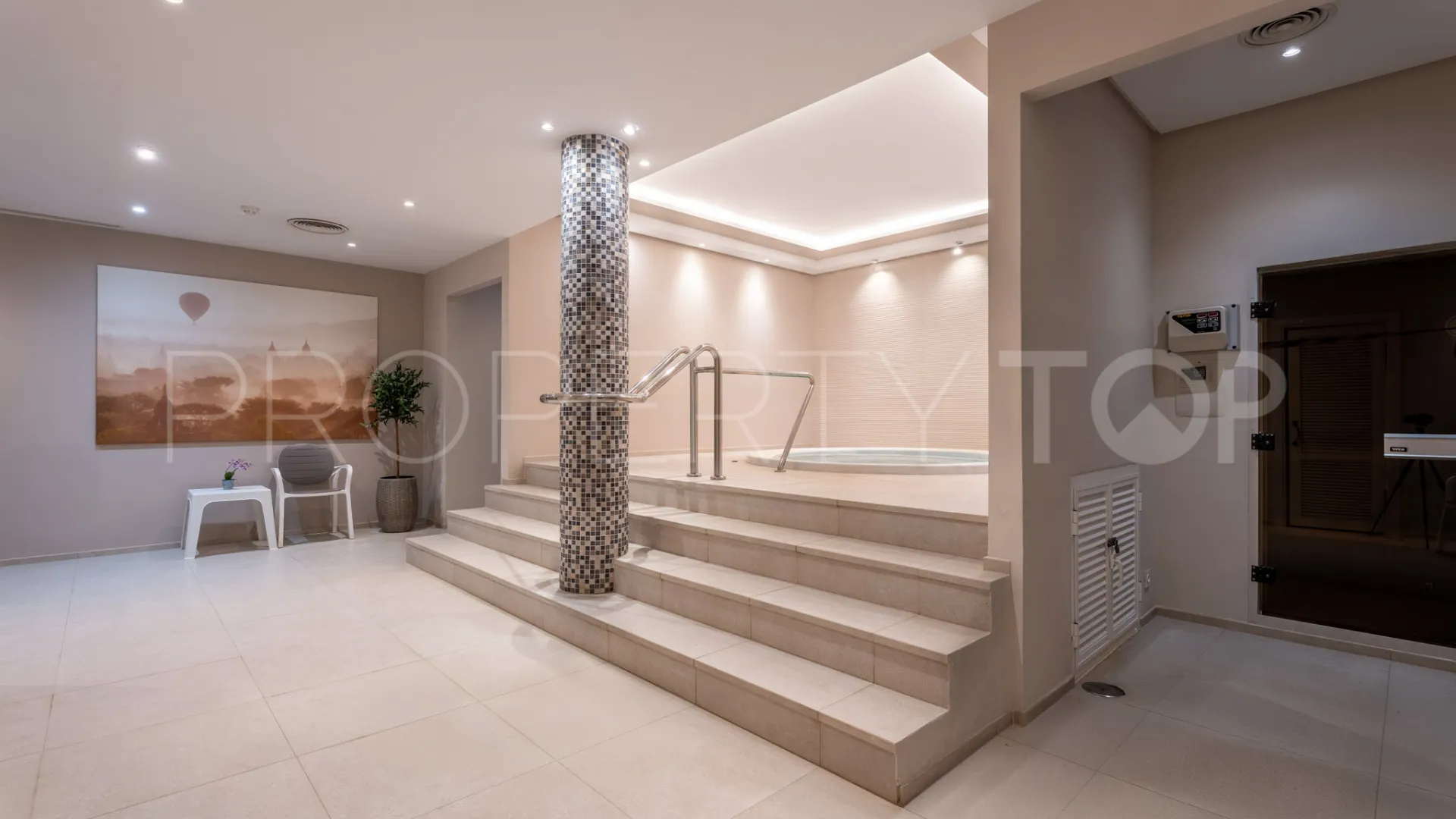 Apartamento en venta en Nueva Andalucia