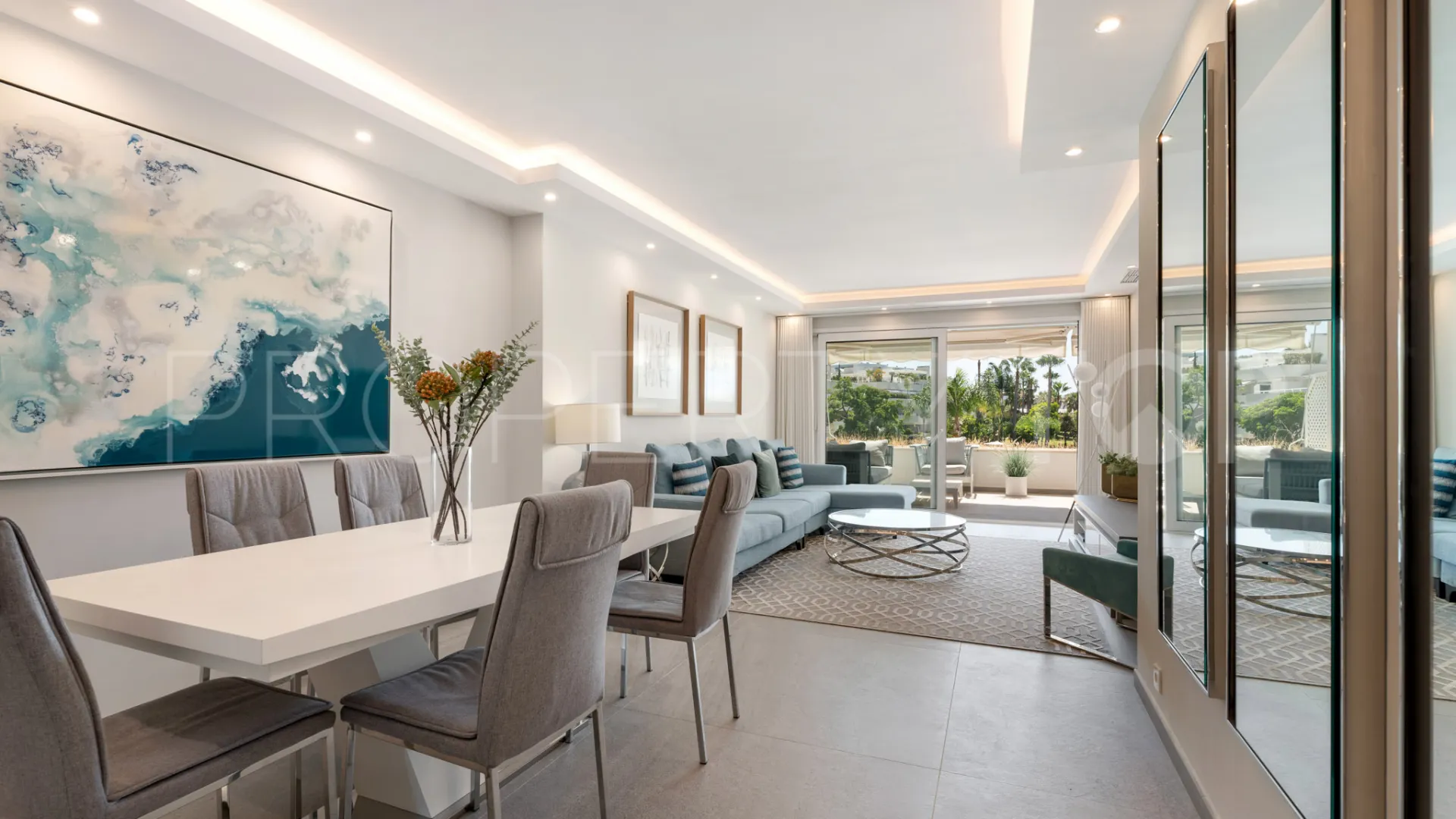 Apartamento en venta en Nueva Andalucia