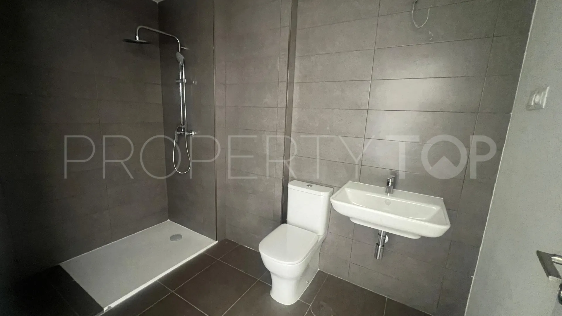 Apartamento en venta en Valle Romano de 3 dormitorios