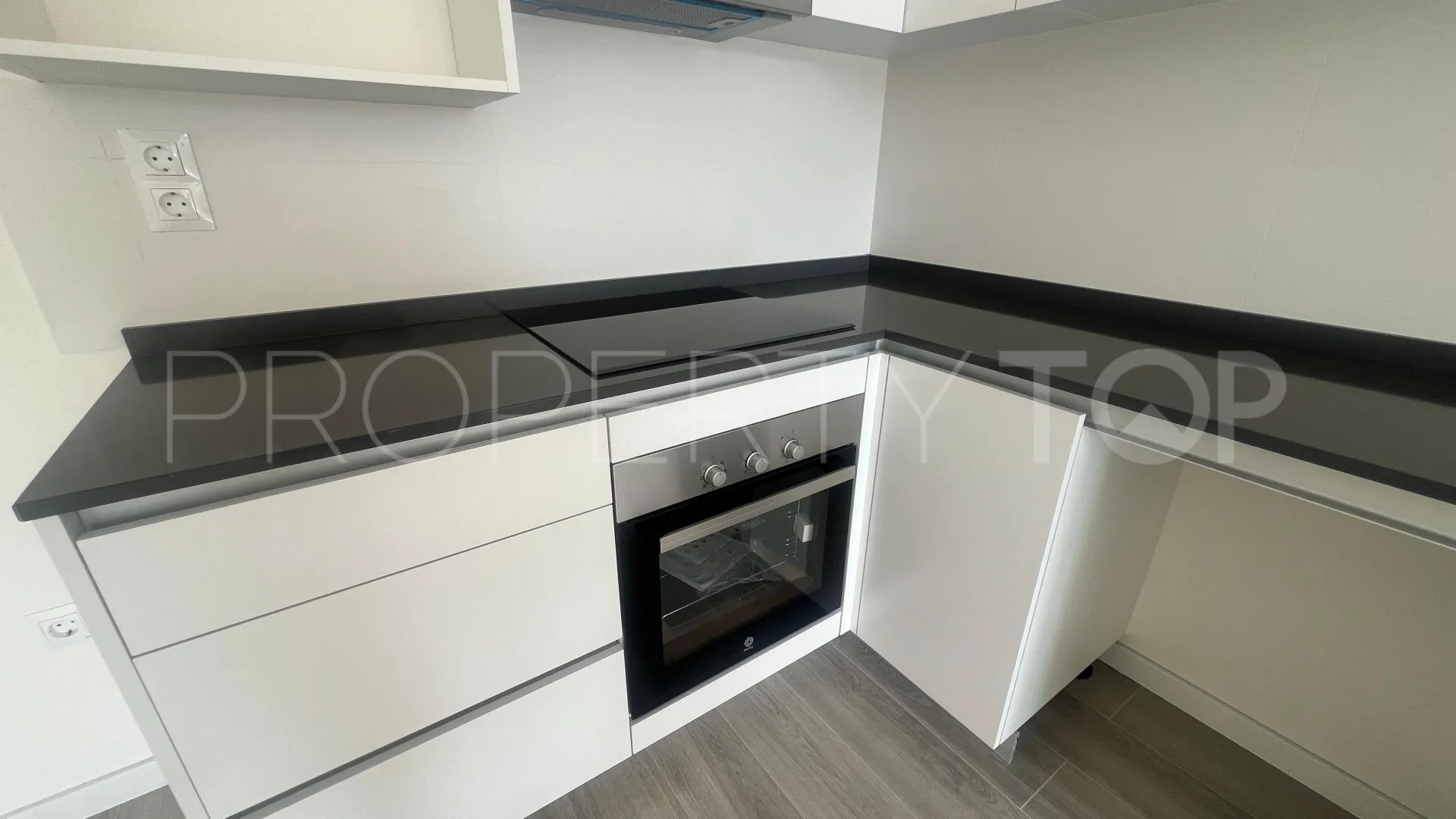 Apartamento en venta en Valle Romano de 3 dormitorios