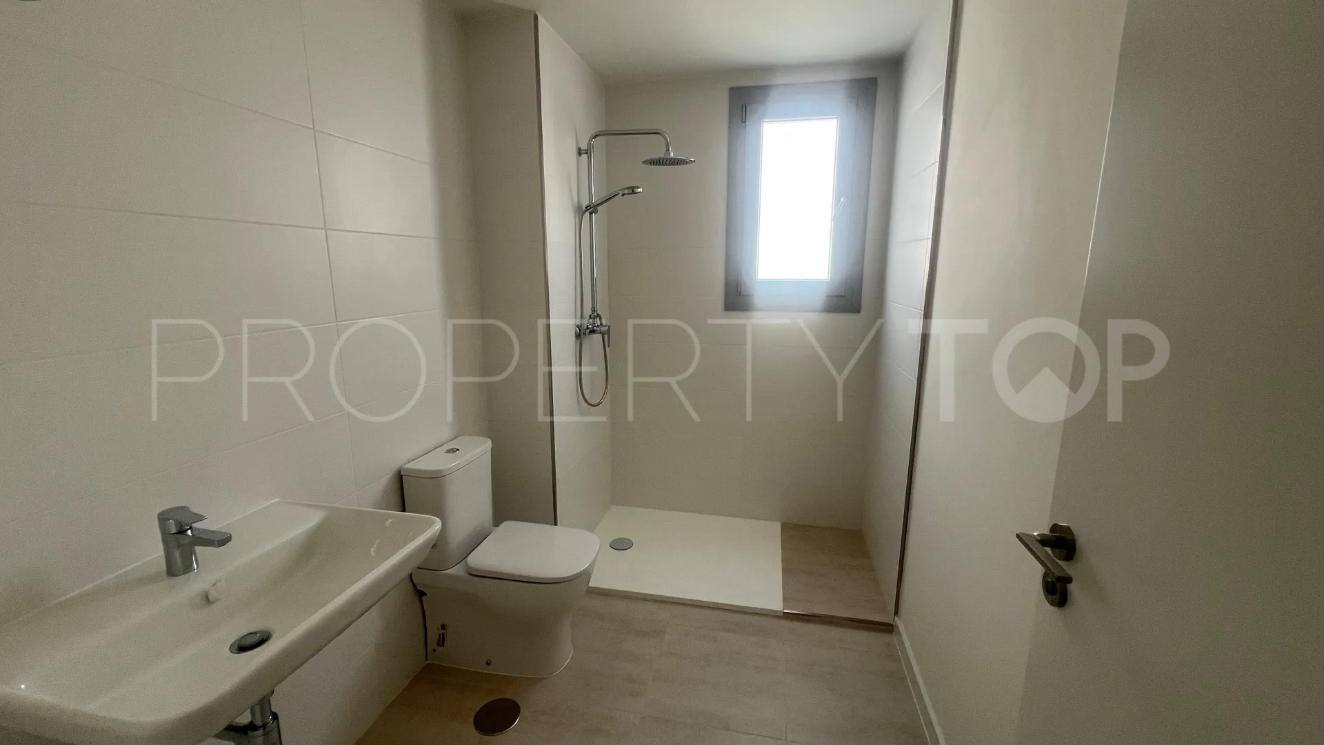 Apartamento en venta en Valle Romano de 3 dormitorios