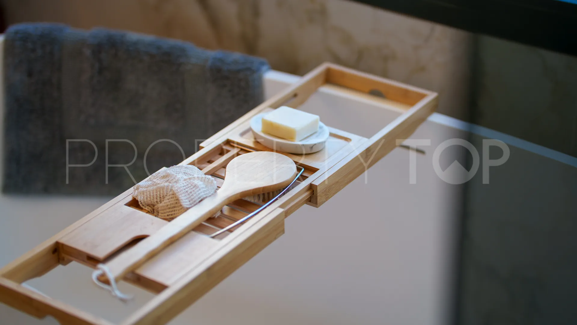 Se vende atico duplex de 3 dormitorios en Nueva Andalucia